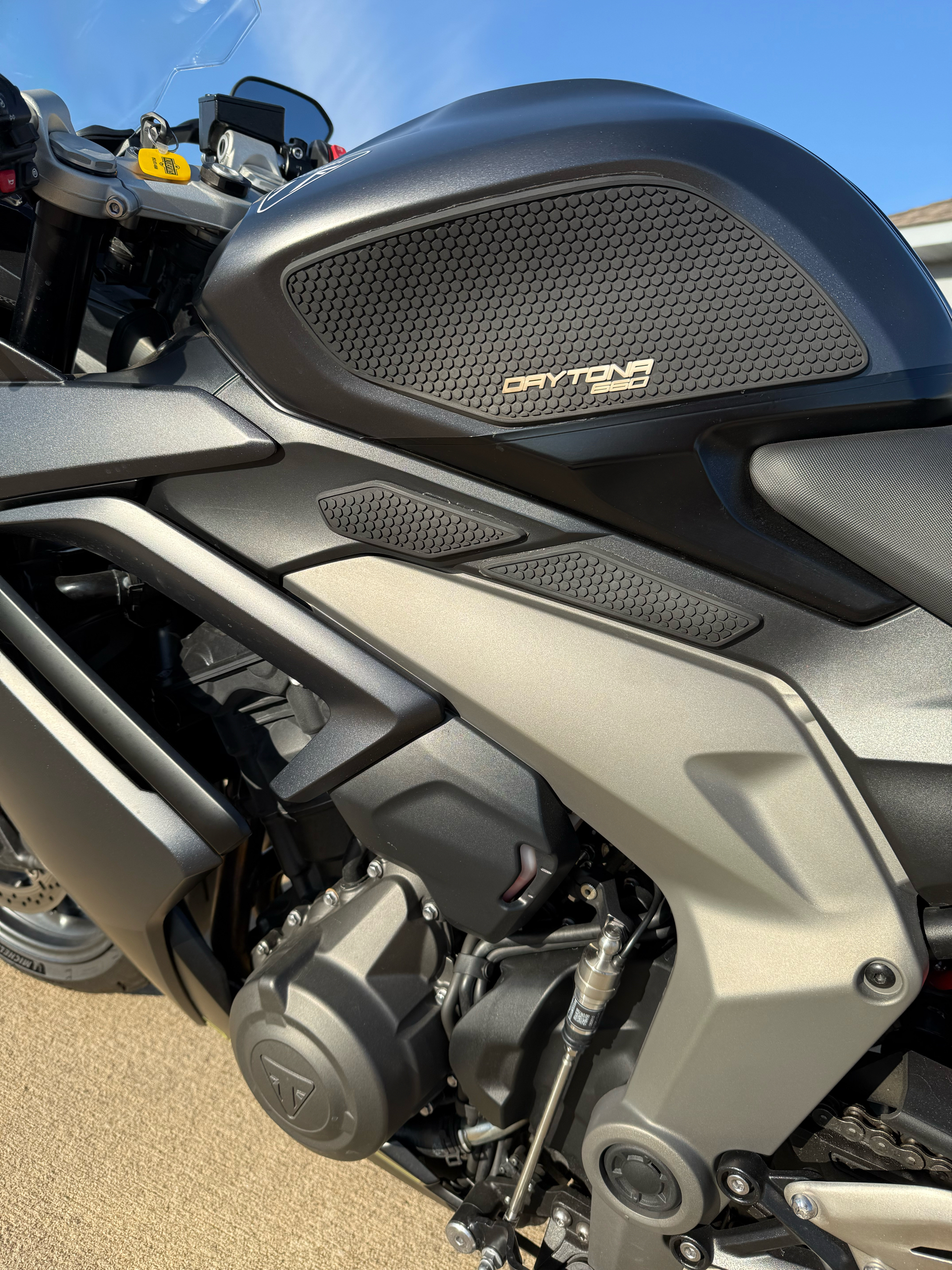 2025 Triumph Daytona 660 in Belle Plaine, Minnesota - Photo 10