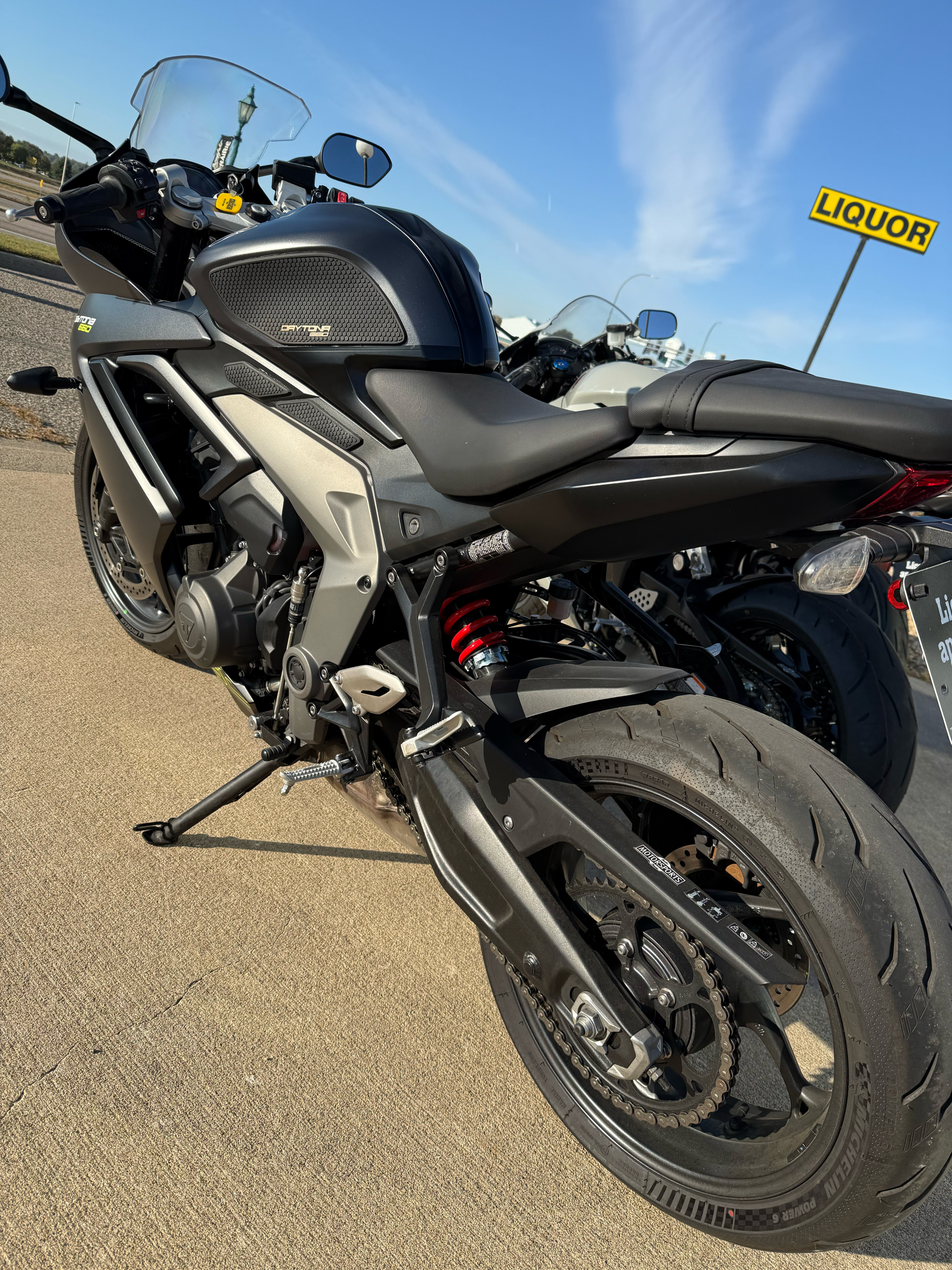 2025 Triumph Daytona 660 in Belle Plaine, Minnesota - Photo 12