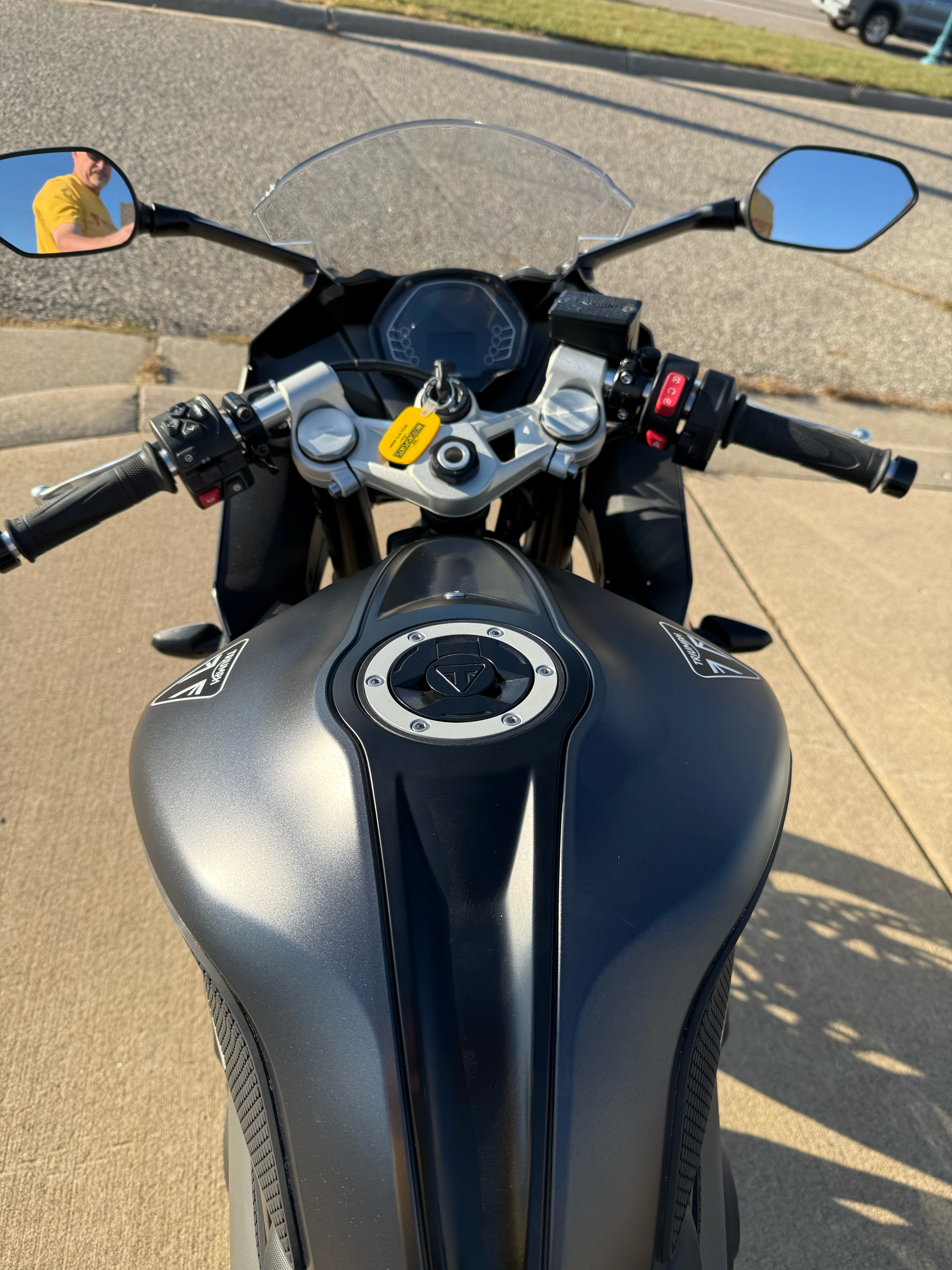 2025 Triumph Daytona 660 in Belle Plaine, Minnesota - Photo 13