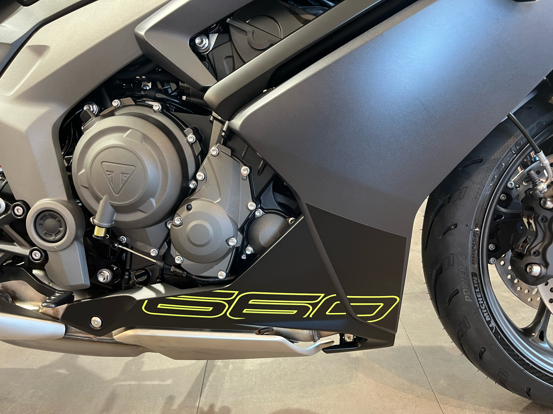2025 Triumph Daytona 660 in Belle Plaine, Minnesota - Photo 3