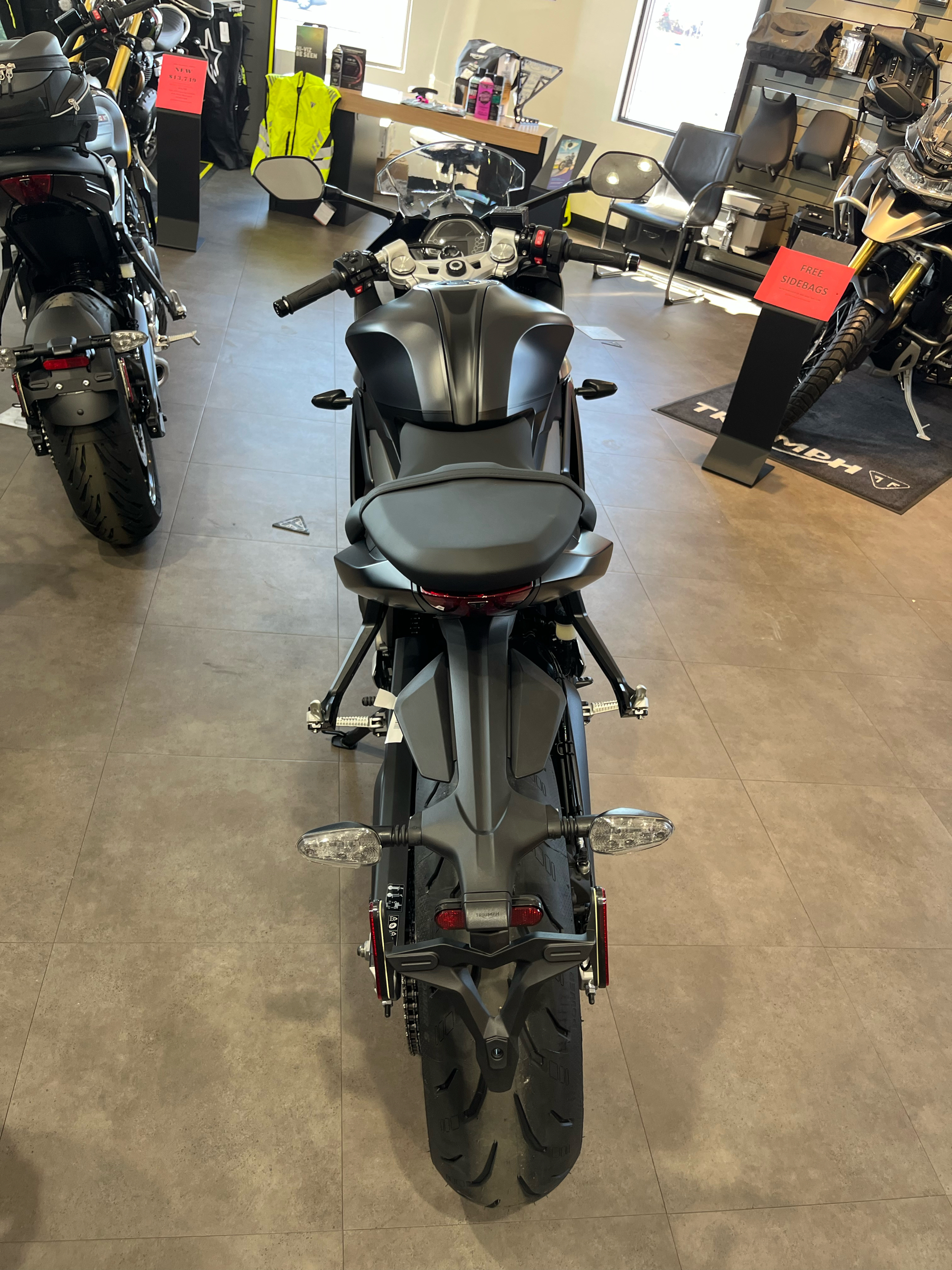2025 Triumph Daytona 660 in Belle Plaine, Minnesota - Photo 5