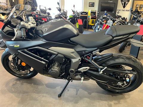 2025 Triumph Daytona 660 in Belle Plaine, Minnesota - Photo 6