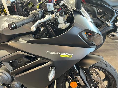 2025 Triumph Daytona 660 in Belle Plaine, Minnesota - Photo 10
