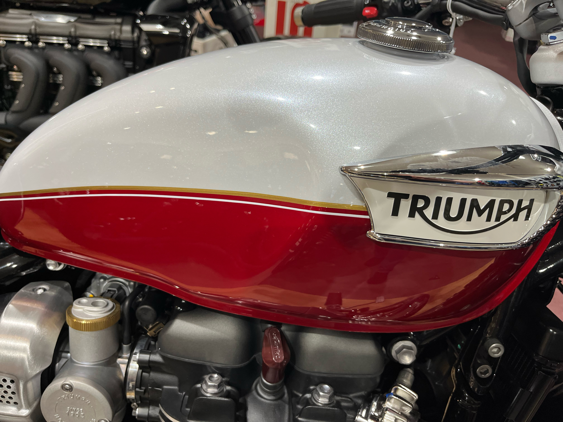 2025 Triumph Bonneville Speedmaster in Belle Plaine, Minnesota - Photo 2