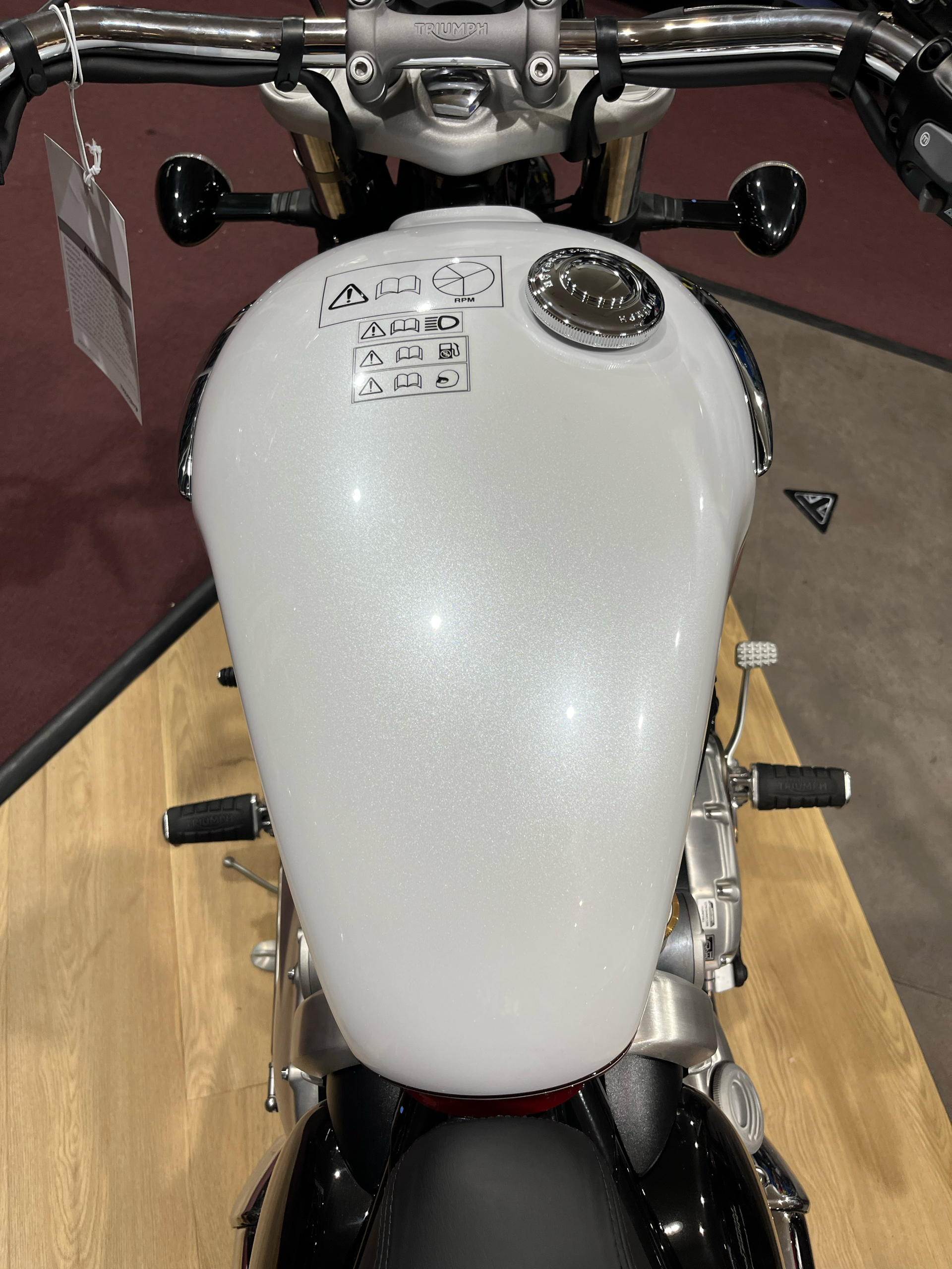 2025 Triumph Bonneville Speedmaster in Belle Plaine, Minnesota - Photo 6