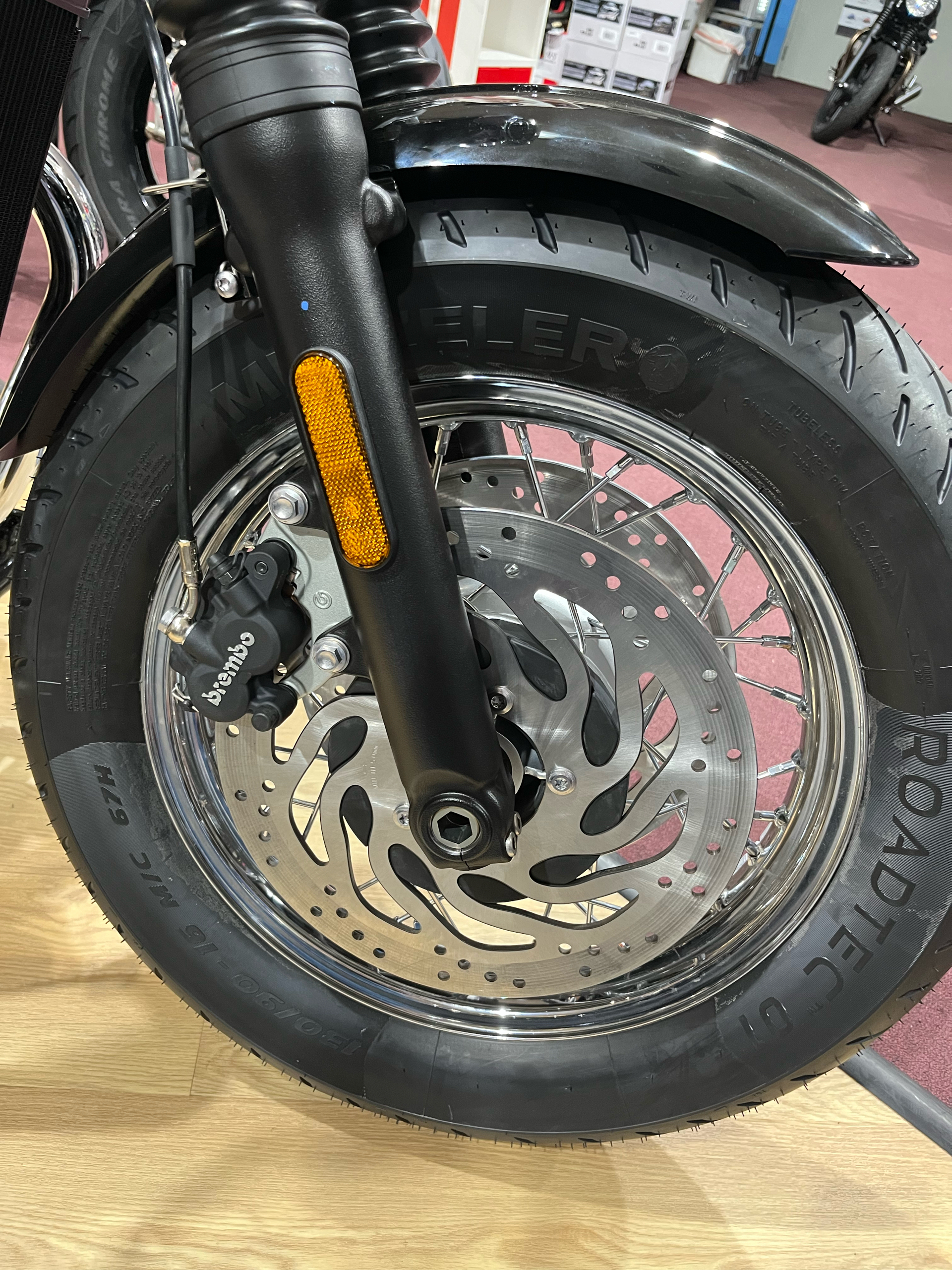 2025 Triumph Bonneville Speedmaster in Belle Plaine, Minnesota - Photo 9