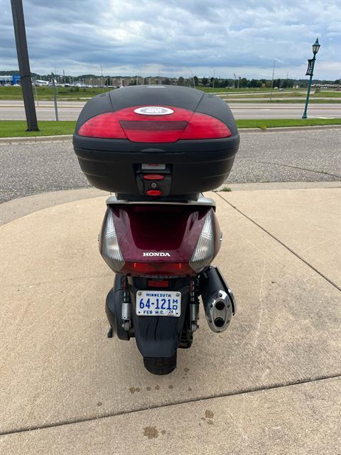 2002 Honda Silver Wing FSC600 in Belle Plaine, Minnesota - Photo 4
