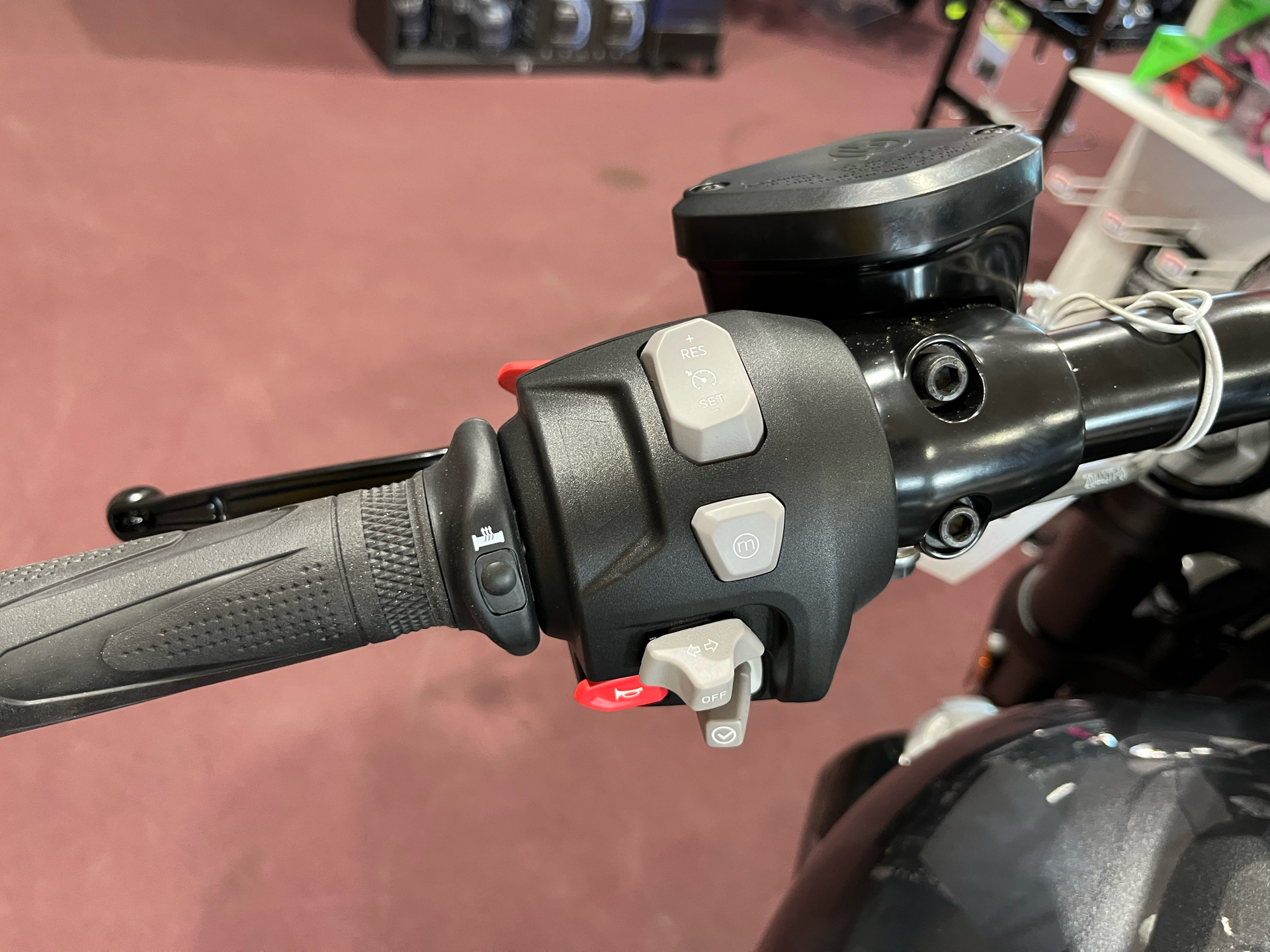 2025 Triumph Rocket 3 Storm GT in Belle Plaine, Minnesota - Photo 8