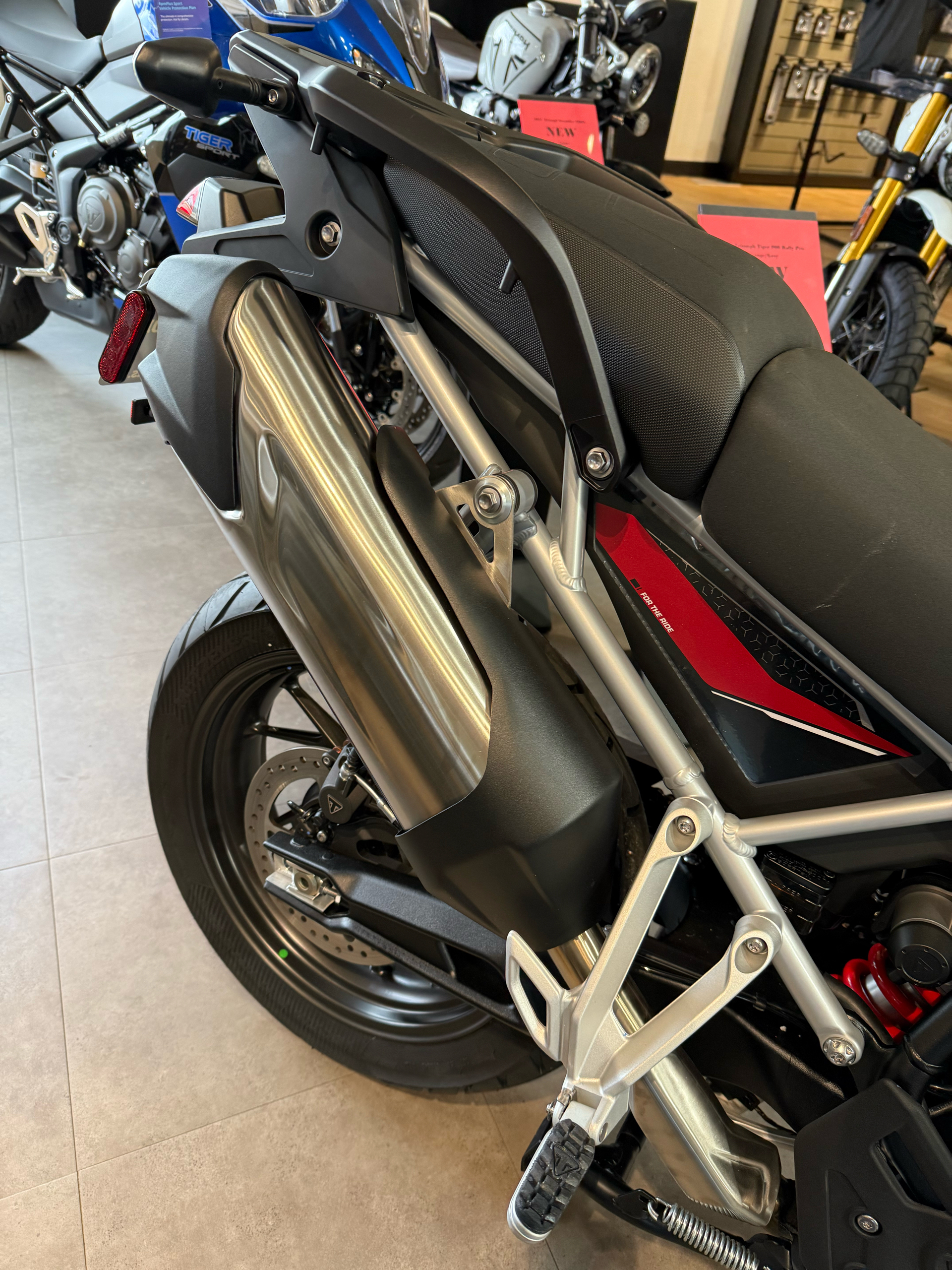 2025 Triumph Tiger 900 GT Pro in Belle Plaine, Minnesota - Photo 3