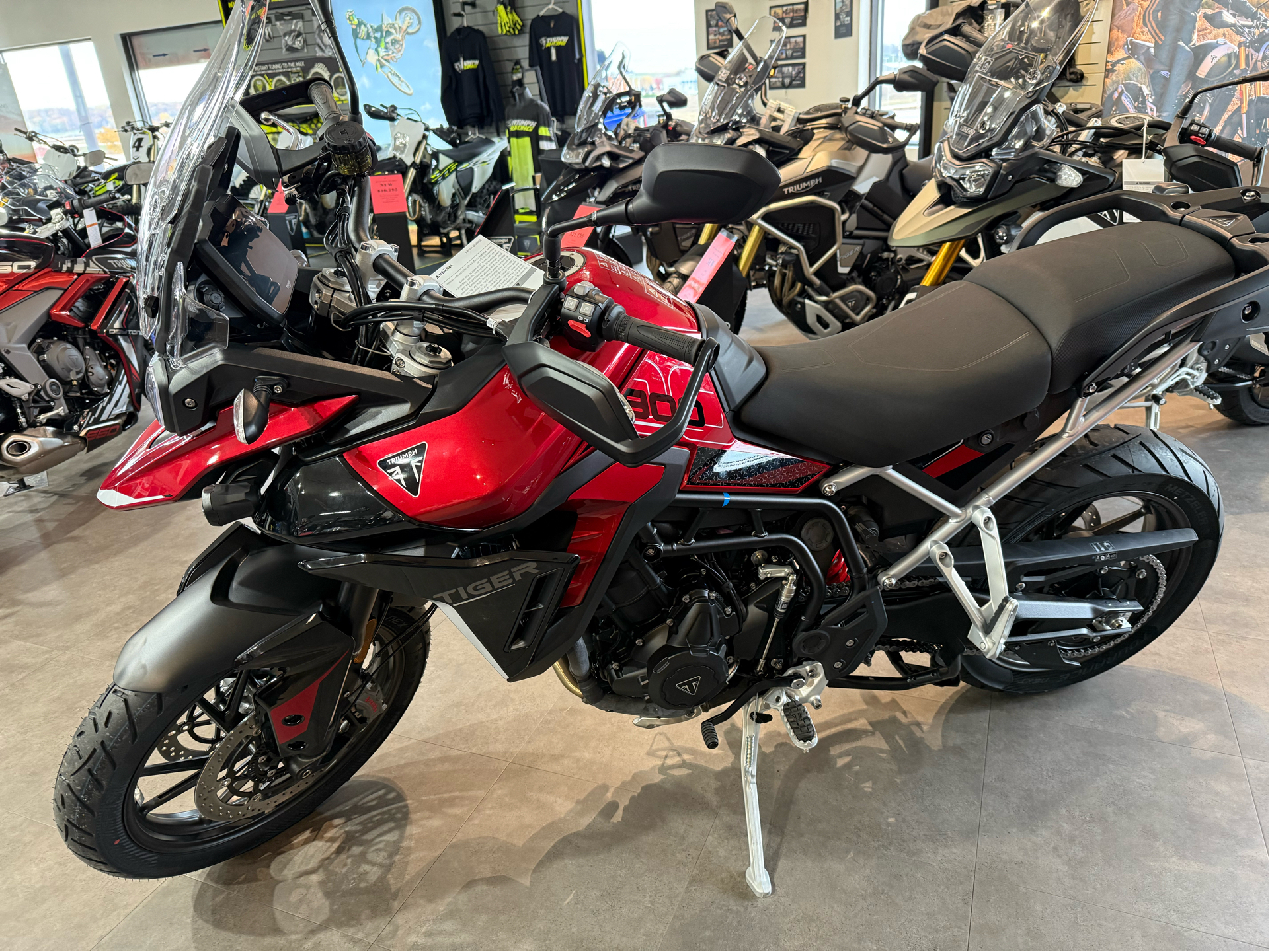 2025 Triumph Tiger 900 GT Pro in Belle Plaine, Minnesota - Photo 6