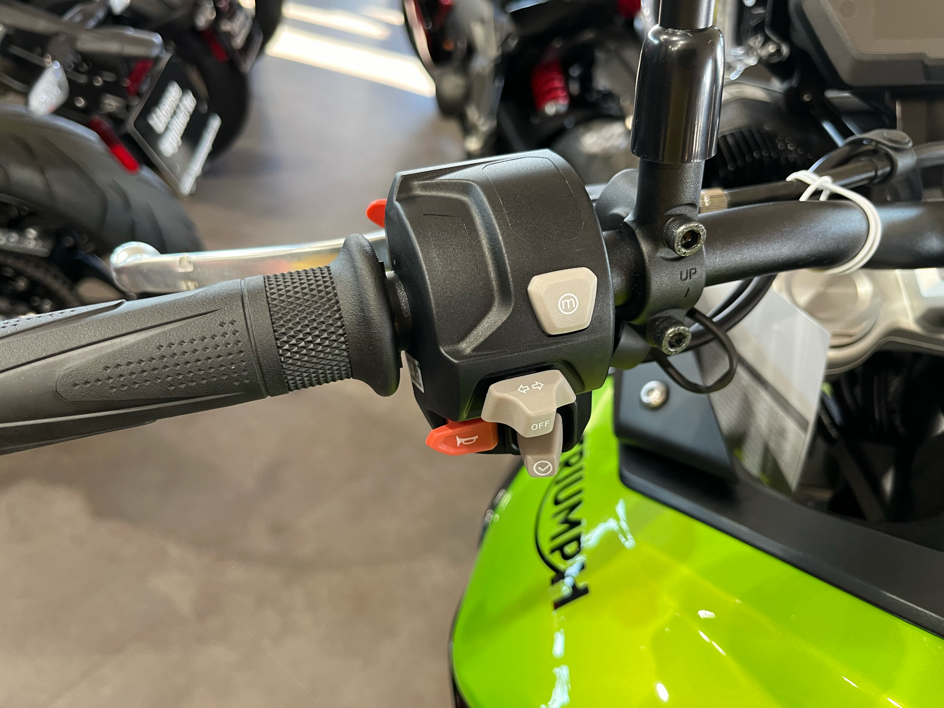 2025 Triumph Tiger 850 Sport in Belle Plaine, Minnesota - Photo 4