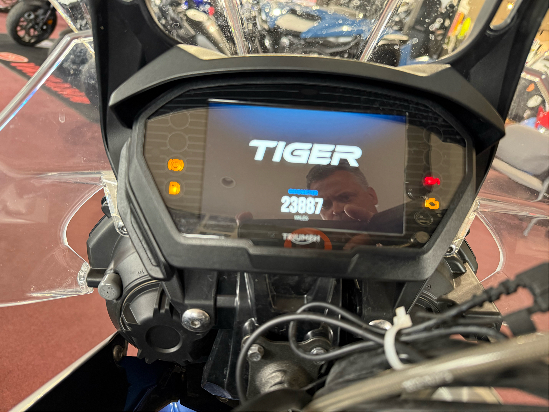 2019 Triumph Tiger 800 XRx Low in Belle Plaine, Minnesota - Photo 7