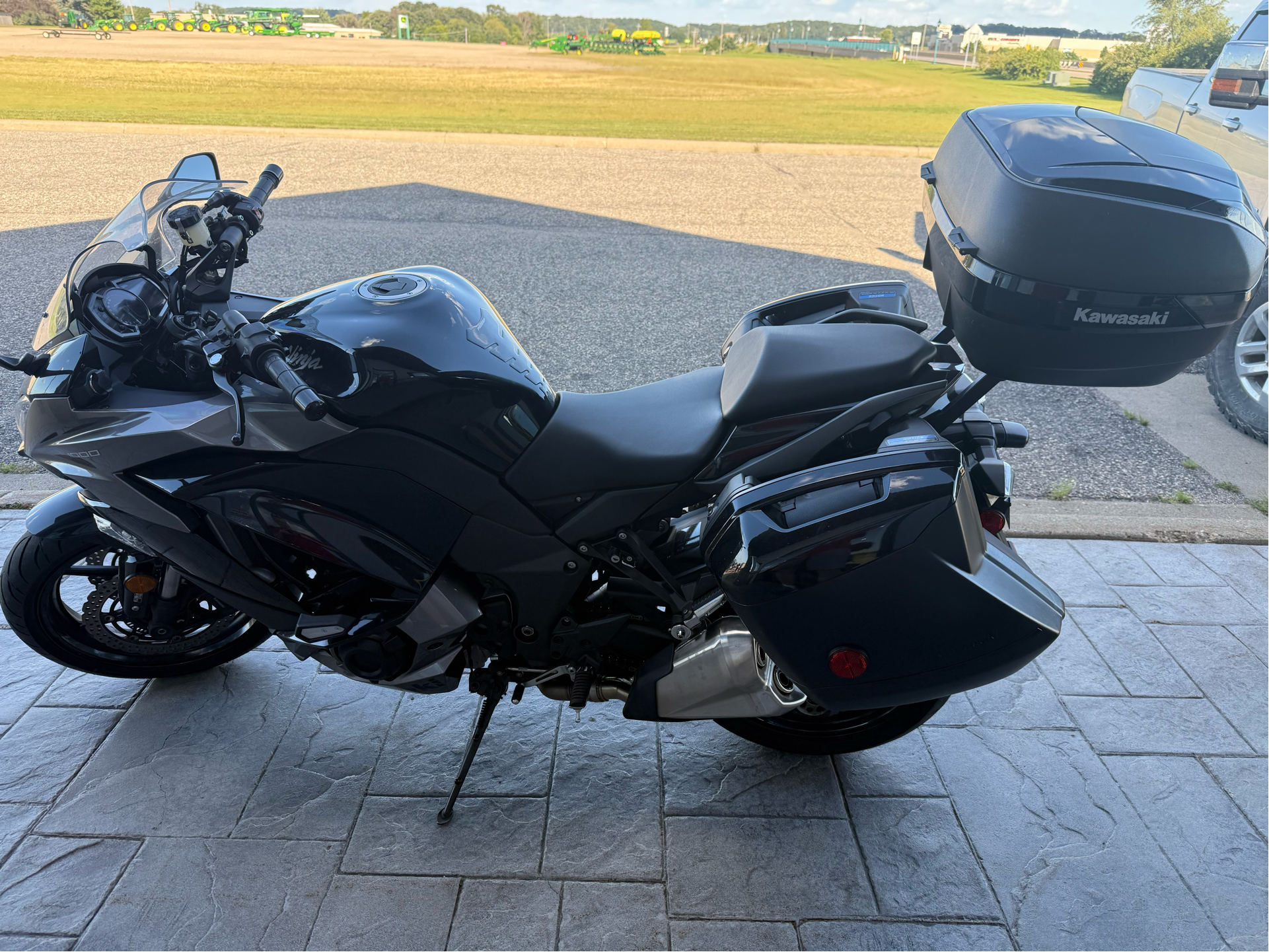 2017 Kawasaki Ninja 1000 ABS in Belle Plaine, Minnesota - Photo 7