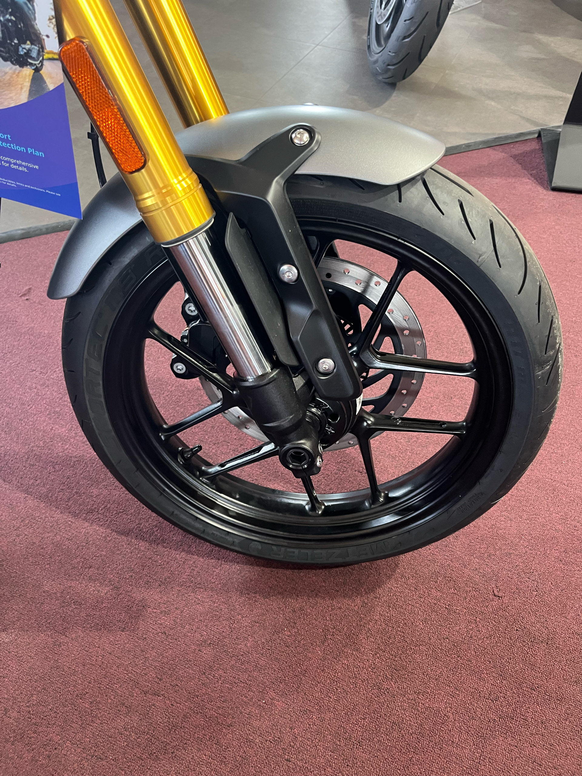 2025 Triumph Speed 400 in Belle Plaine, Minnesota - Photo 8