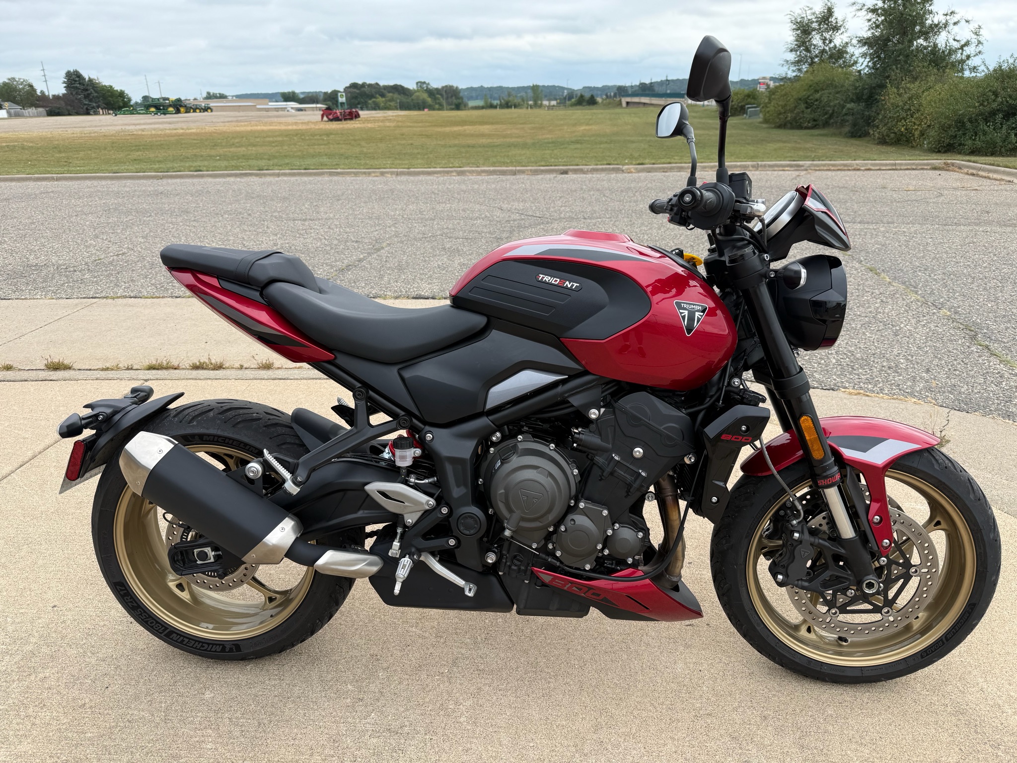 2026 Triumph Trident 800 1