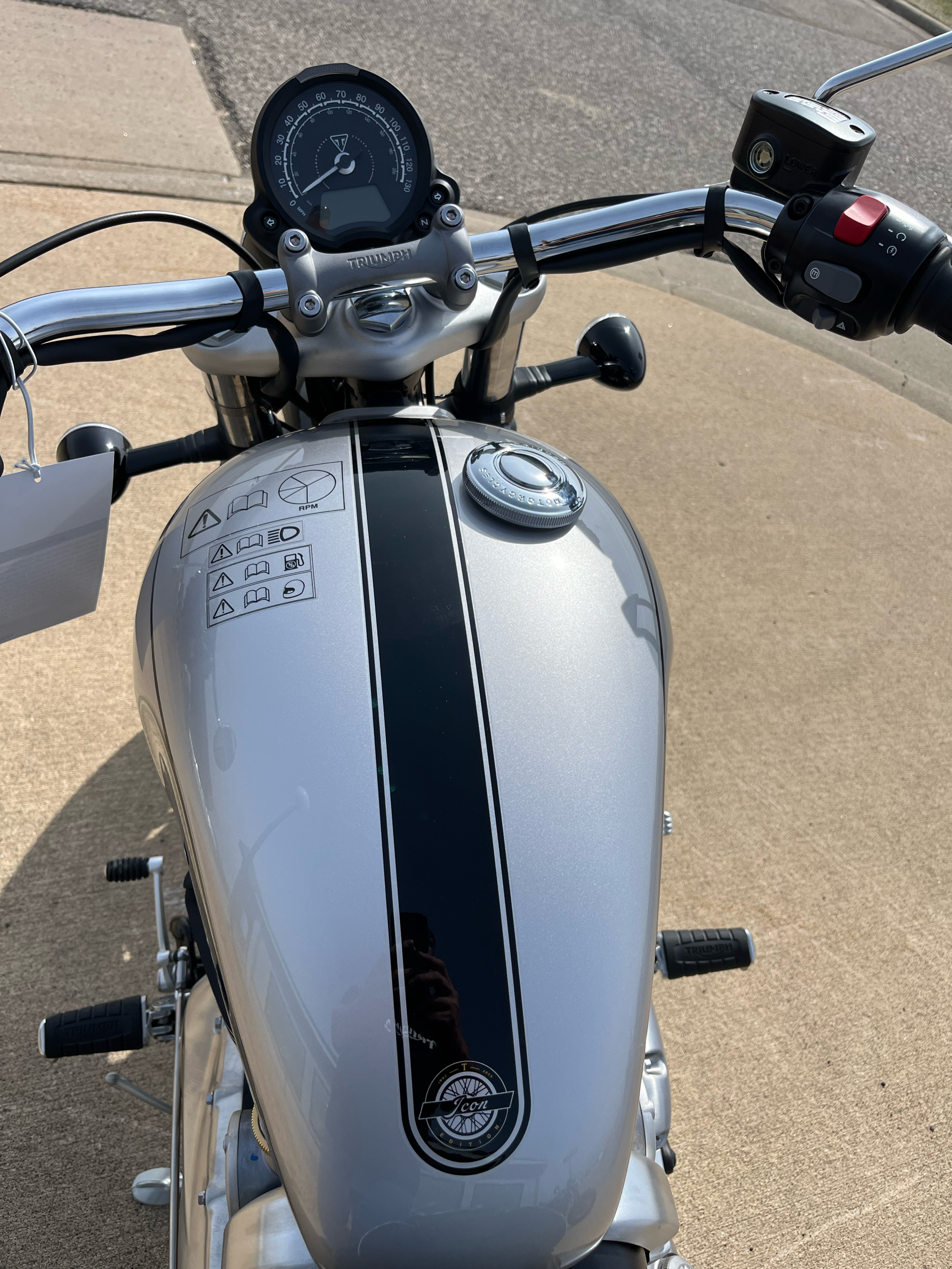 2025 Triumph Bonneville Speedmaster in Belle Plaine, Minnesota - Photo 6