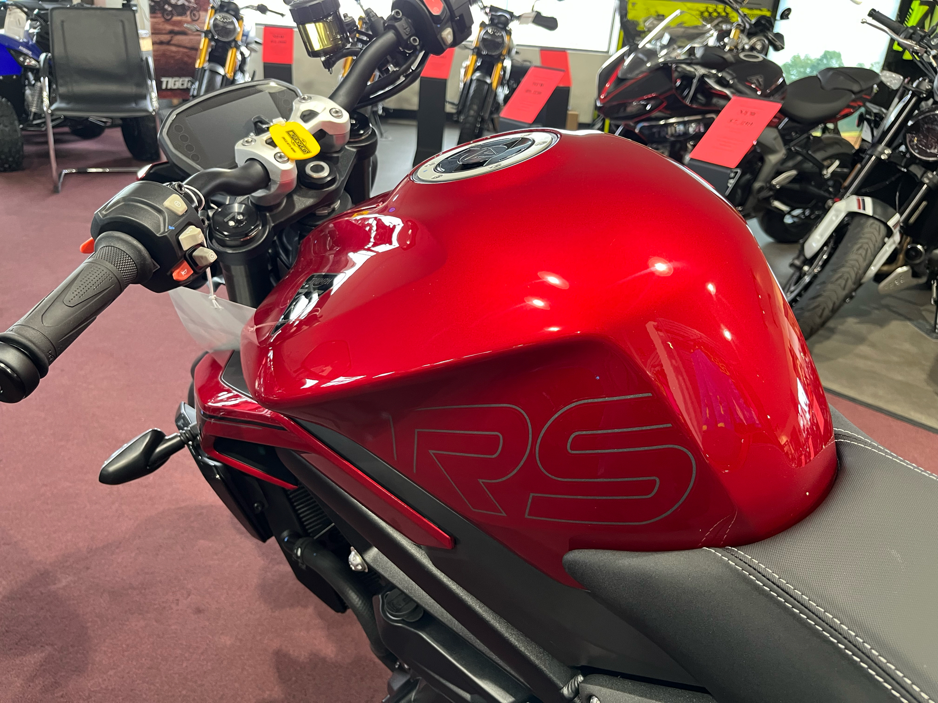 2025 Triumph Street Triple 765 RS in Belle Plaine, Minnesota - Photo 7