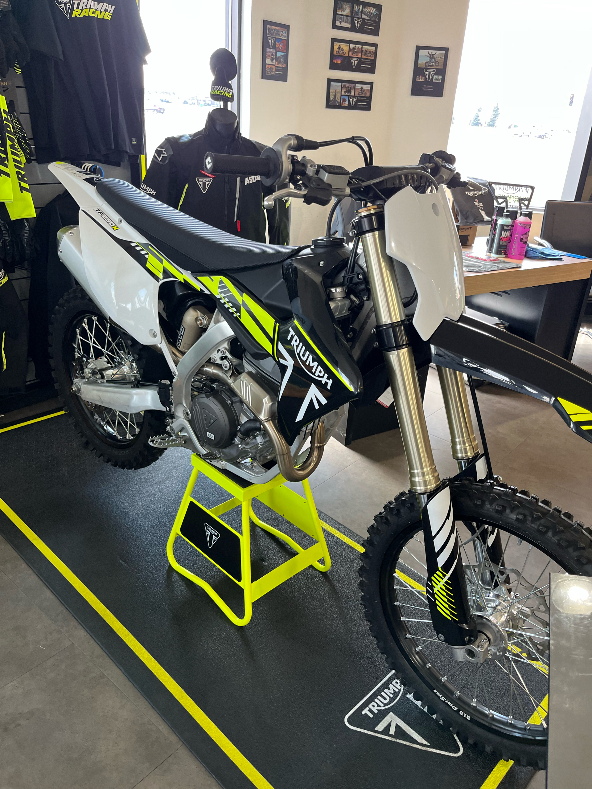 2025 Triumph TF 250-X in Belle Plaine, Minnesota - Photo 2