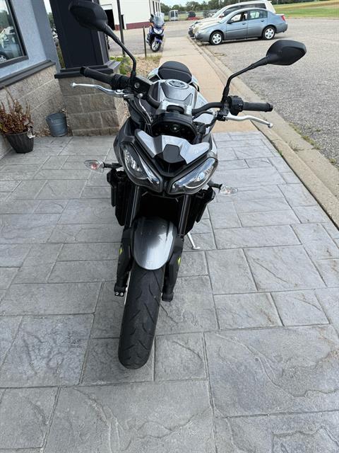 2024 Triumph Street Triple 765 R in Belle Plaine, Minnesota - Photo 3