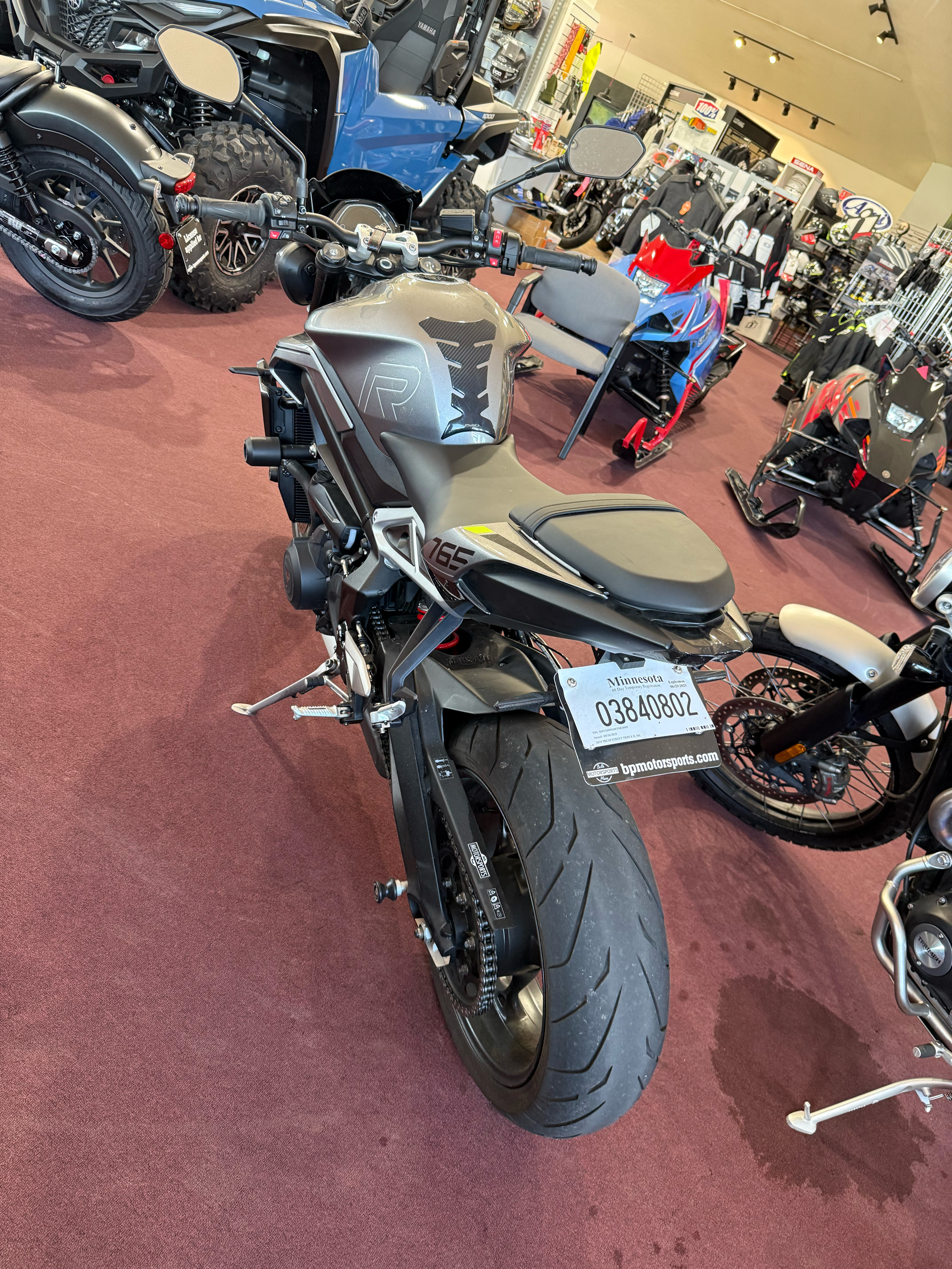 2024 Triumph Street Triple 765 R in Belle Plaine, Minnesota - Photo 12