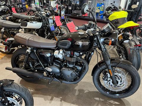 2025 Triumph Bonneville T120 Black in Belle Plaine, Minnesota