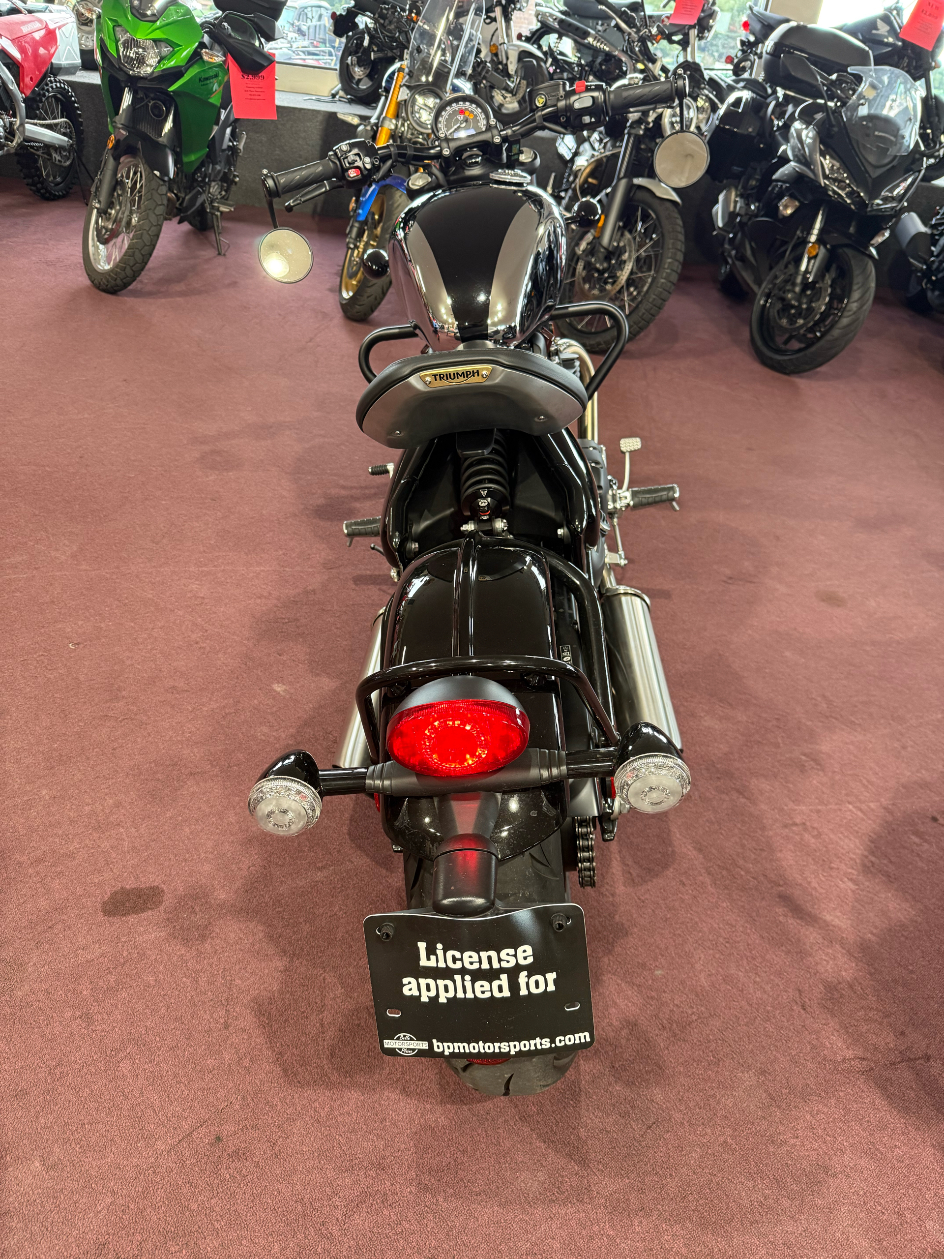 2023 Triumph Bonneville Bobber Chrome Edition in Belle Plaine, Minnesota - Photo 8