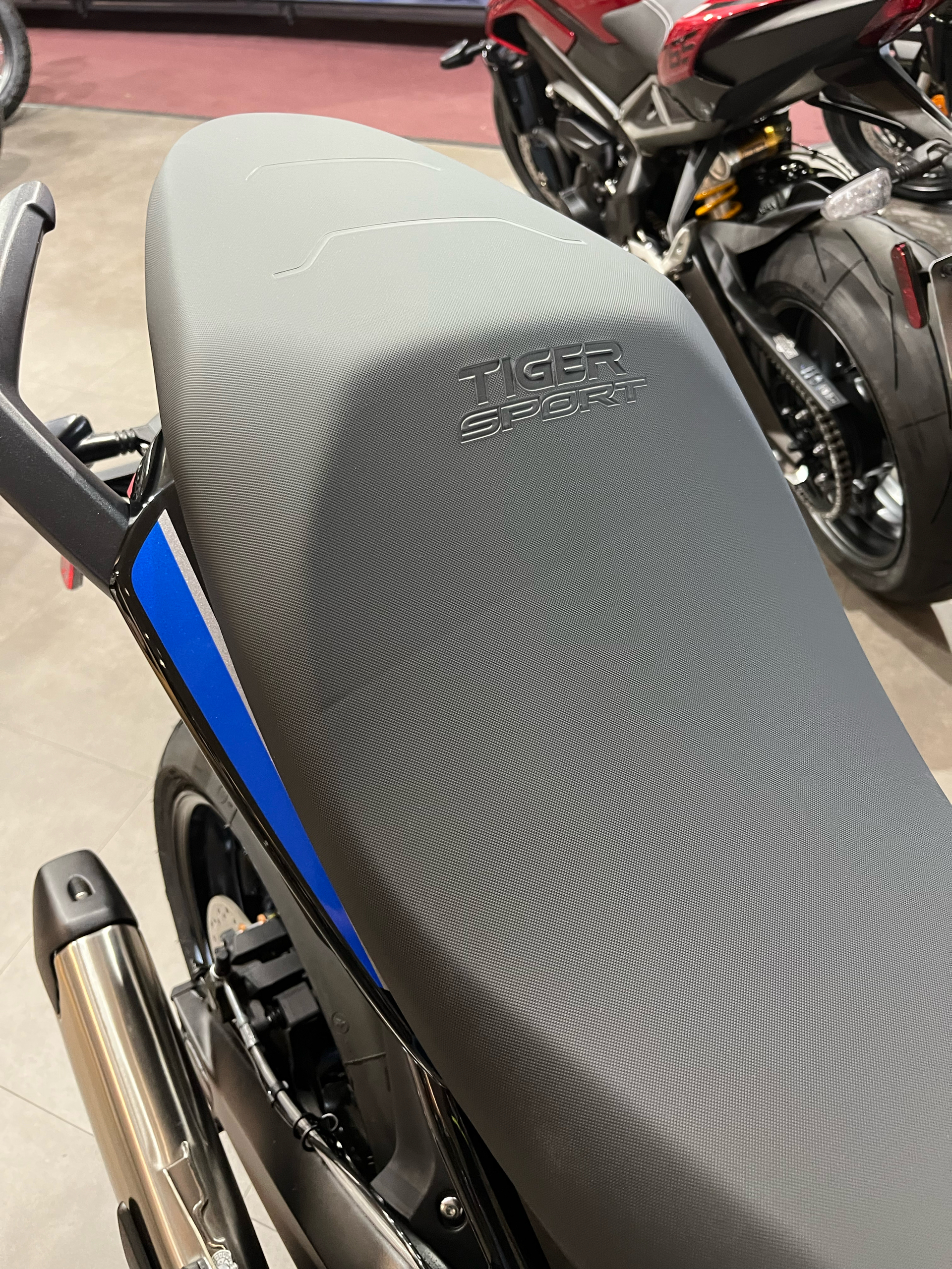 2025 Triumph Tiger Sport 800 in Belle Plaine, Minnesota - Photo 9