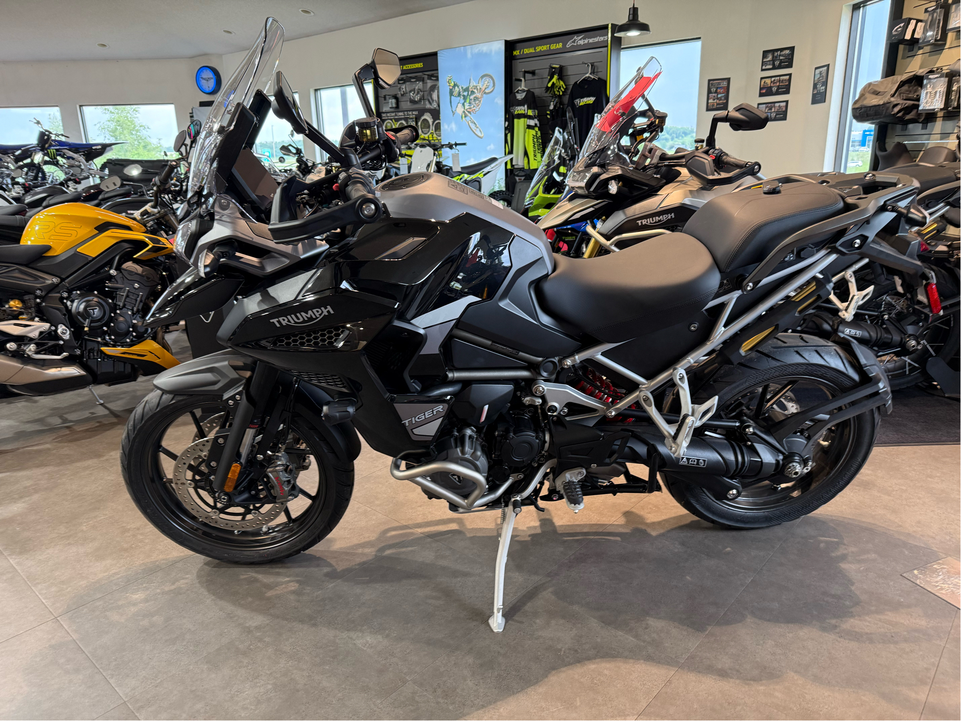 2024 Triumph Tiger 1200 GT Explorer in Belle Plaine, Minnesota - Photo 6