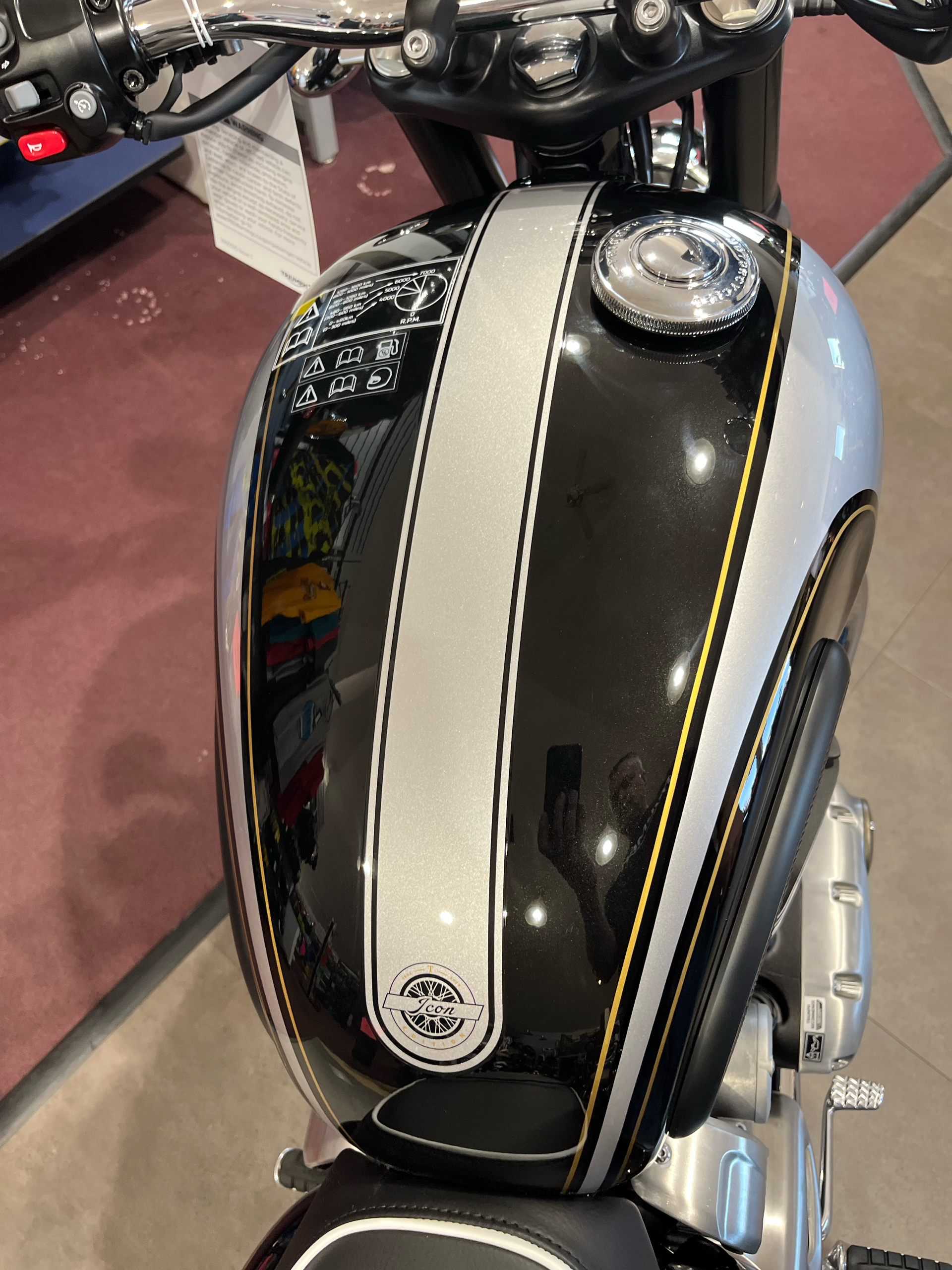 2025 Triumph Bonneville T120 in Belle Plaine, Minnesota - Photo 4