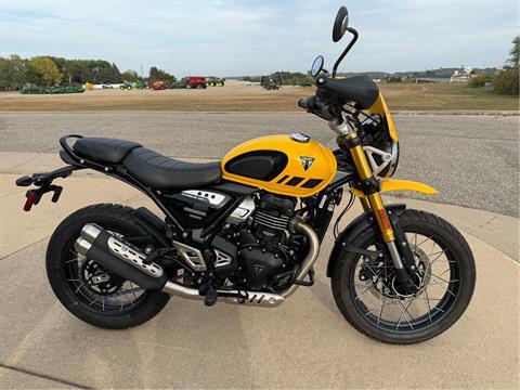 2026 Triumph Scrambler 400 XC in Belle Plaine, Minnesota