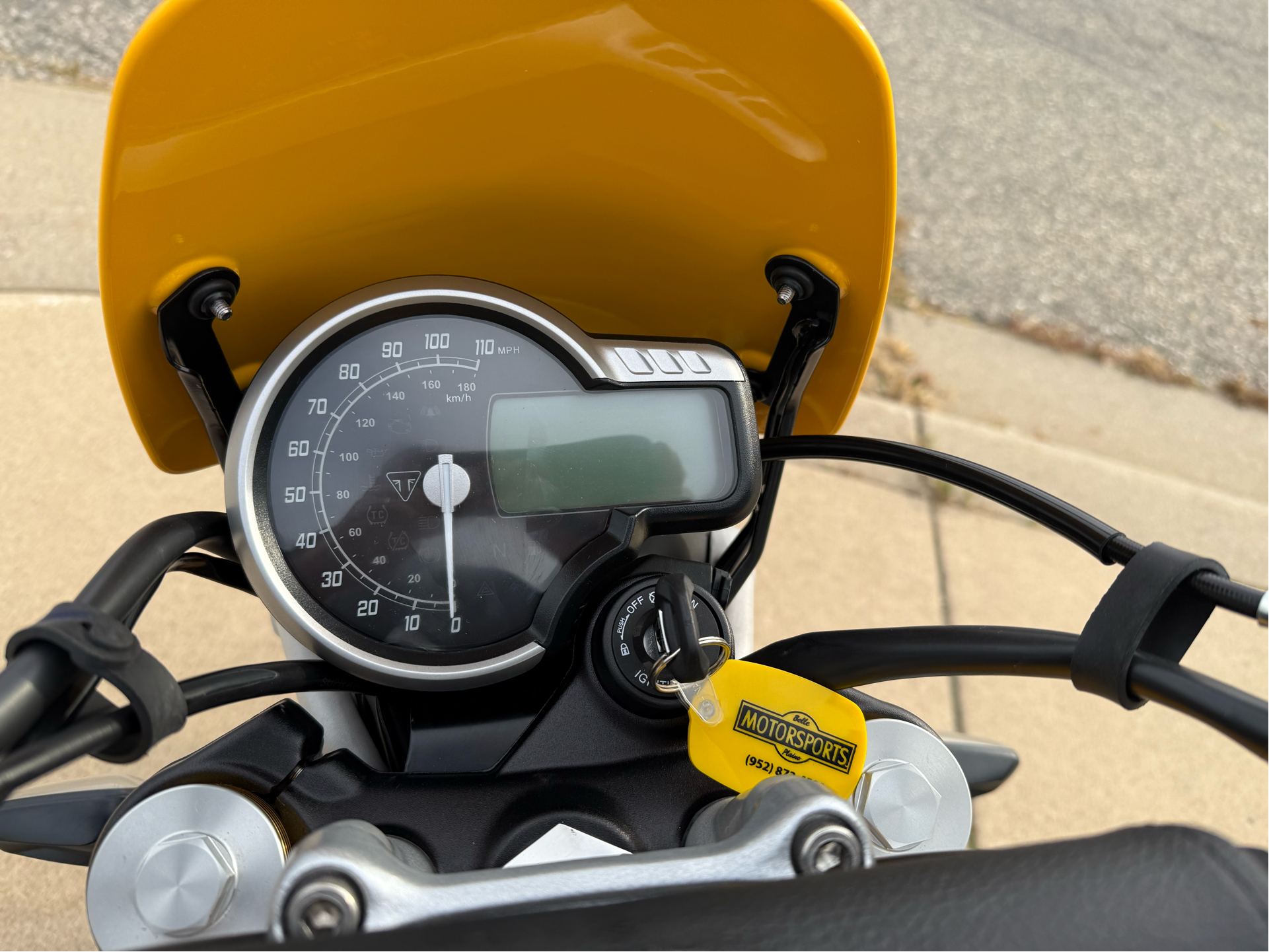 2026 Triumph Scrambler 400 XC in Belle Plaine, Minnesota - Photo 2