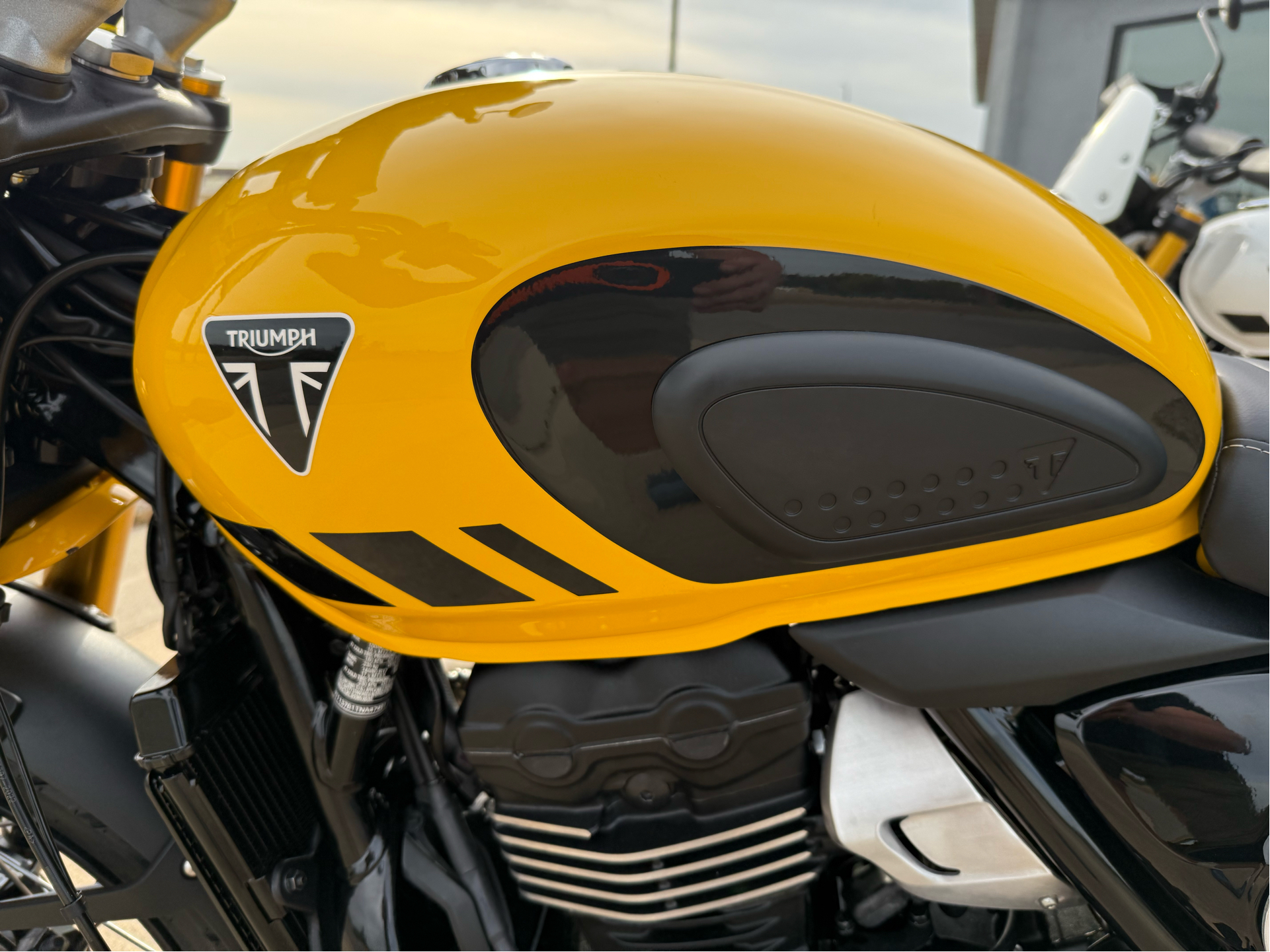 2026 Triumph Scrambler 400 XC in Belle Plaine, Minnesota - Photo 6