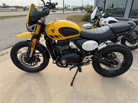 2026 Triumph Scrambler 400 XC in Belle Plaine, Minnesota - Photo 8