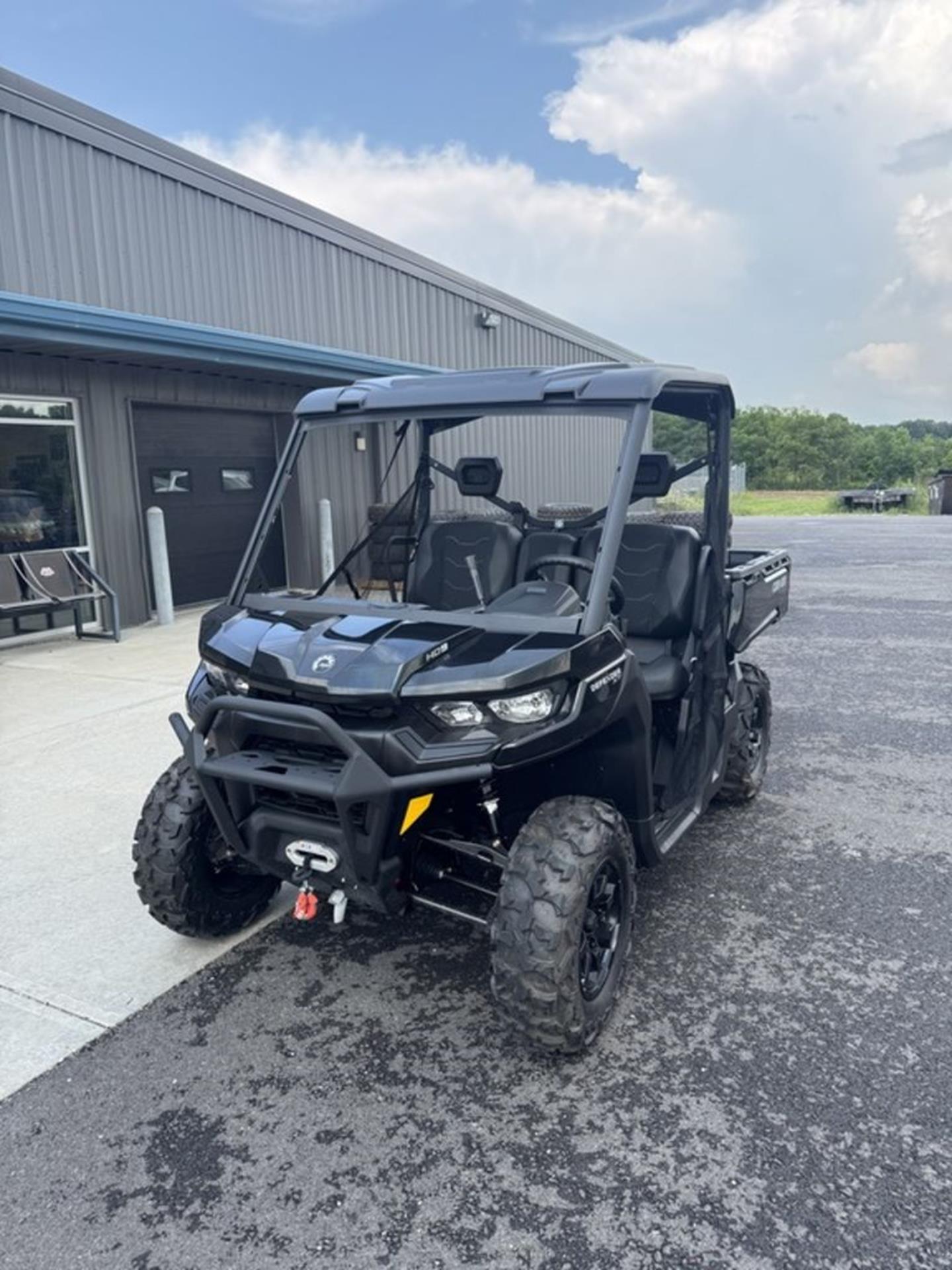 2026 Can-Am Defender XT HD9 in Sunman, Indiana - Photo 2