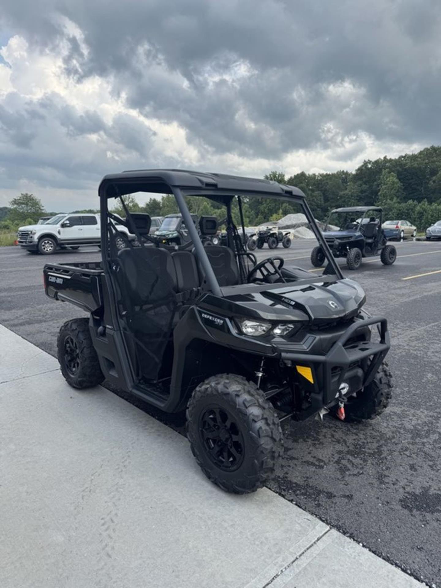 2026 Can-Am Defender XT HD9 in Sunman, Indiana - Photo 3