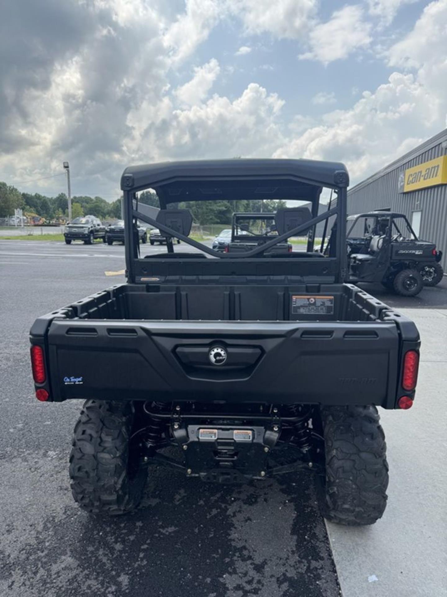 2026 Can-Am Defender XT HD9 in Sunman, Indiana - Photo 5