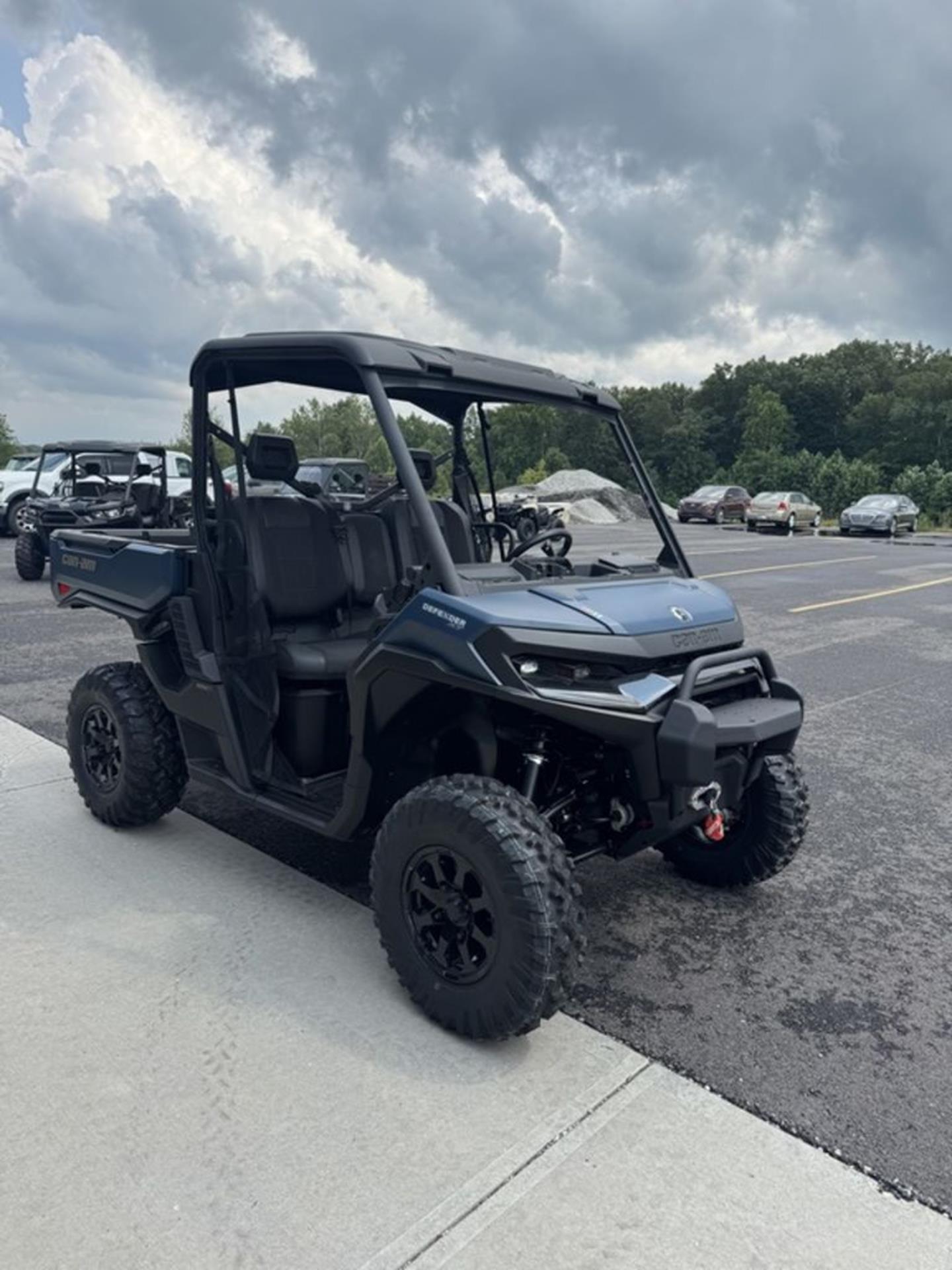 2026 Can-Am Defender XT HD11 in Sunman, Indiana - Photo 3