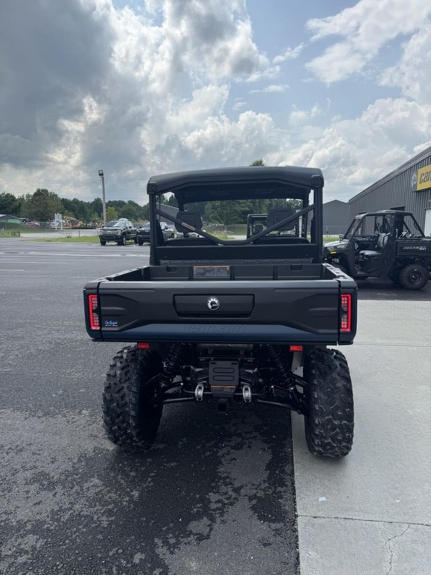 2026 Can-Am Defender XT HD11 in Sunman, Indiana - Photo 5
