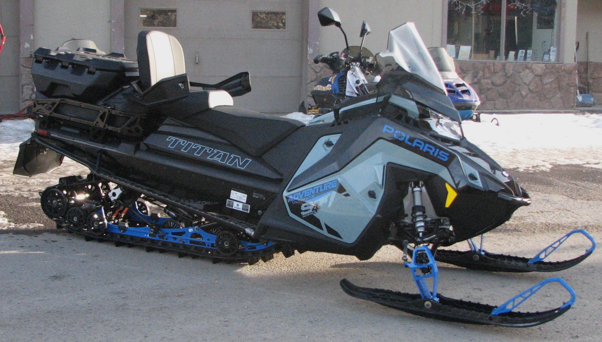 2026 ProStar S4 TITAN Adventure Ultimate 155 1.8 ES