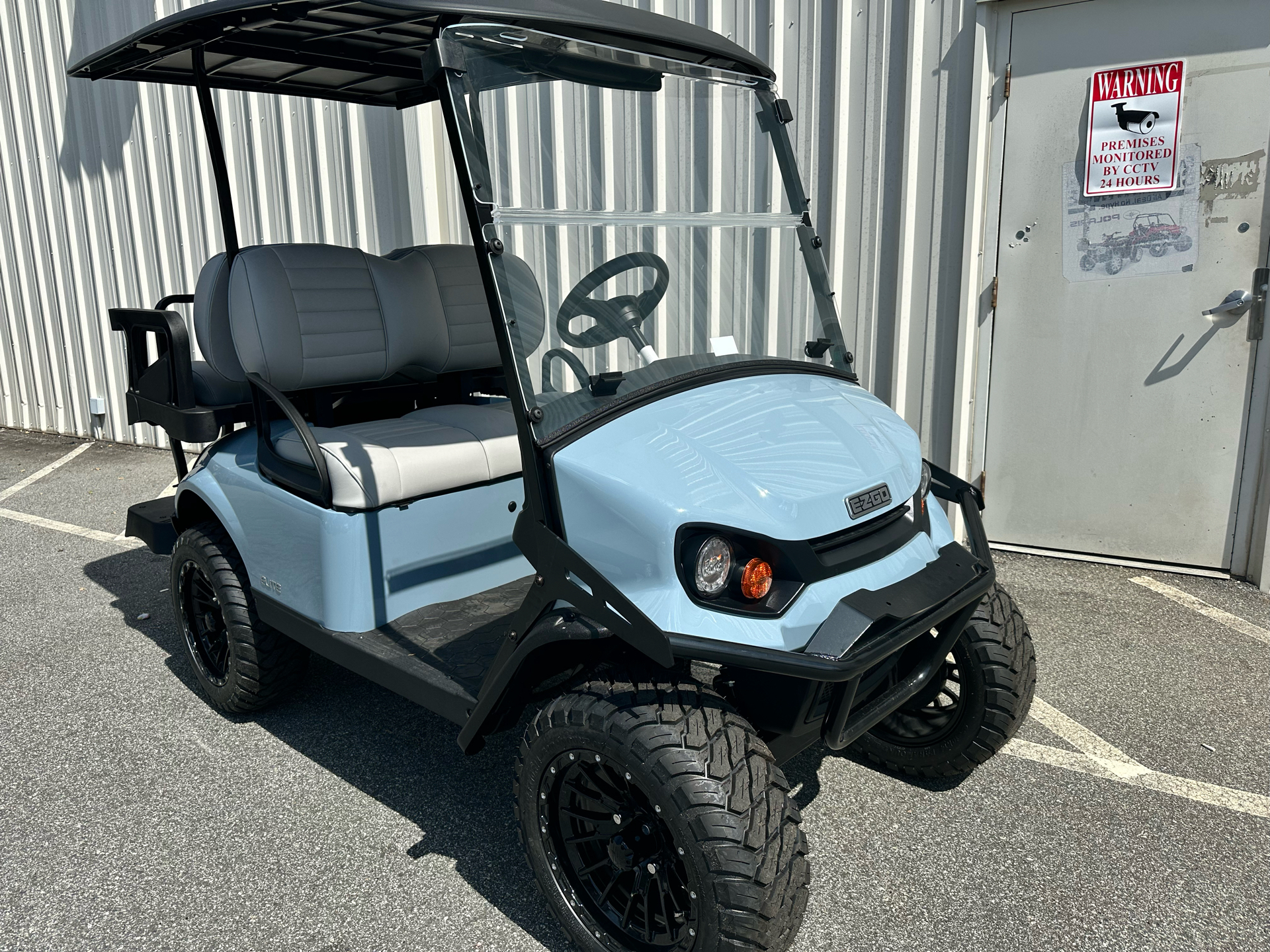 New 2024 E-Z-GO Express S4 ELiTE Ocean Grey | Golf Carts in High