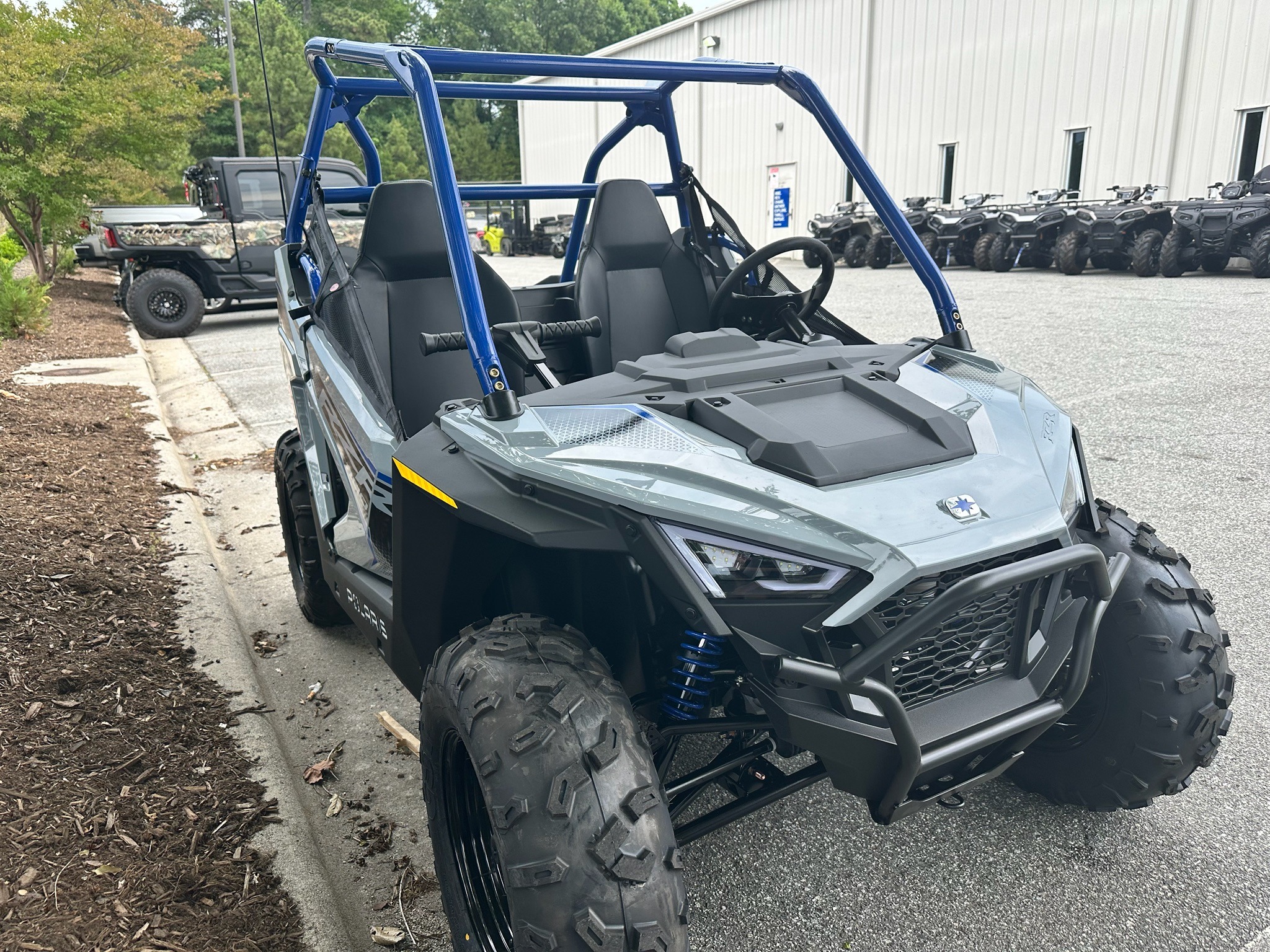 2026 Polaris RZR 200 EFI 2