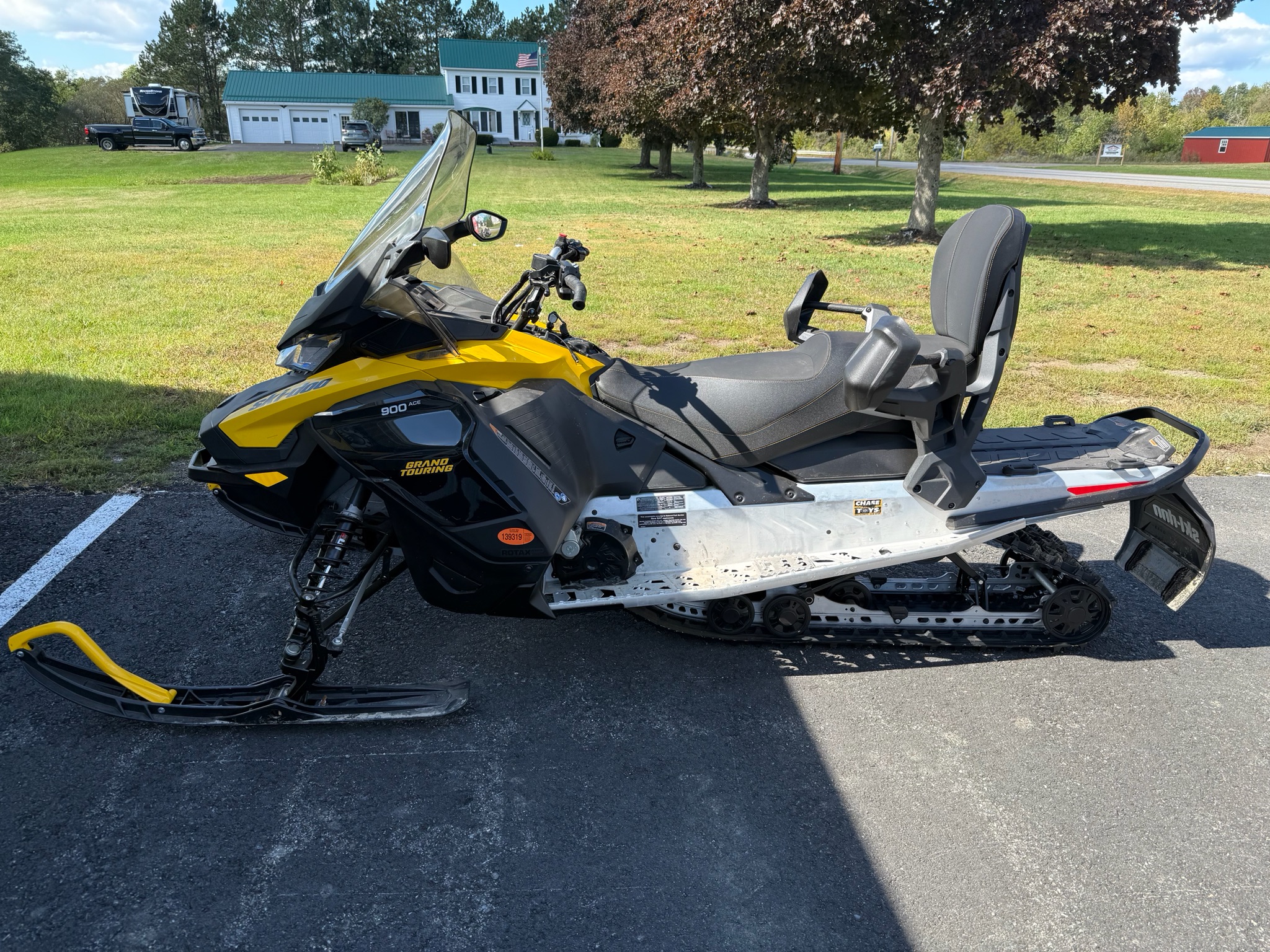 2025 Ski-Doo Grand Touring Sport 900 ACE ES Silent Track II 1.2 for sale 1290079