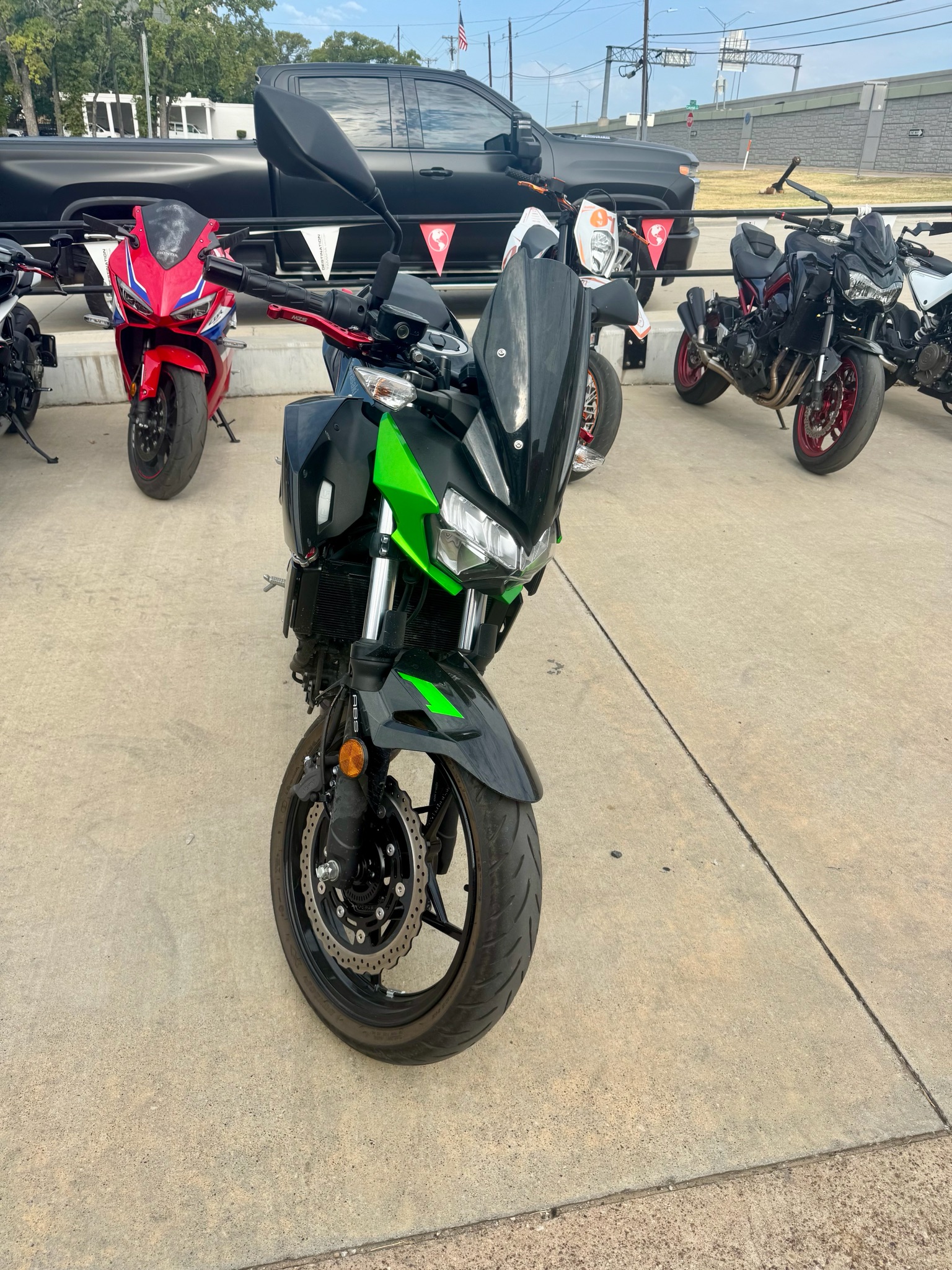 2022 Kawasaki Z400 ABS 2