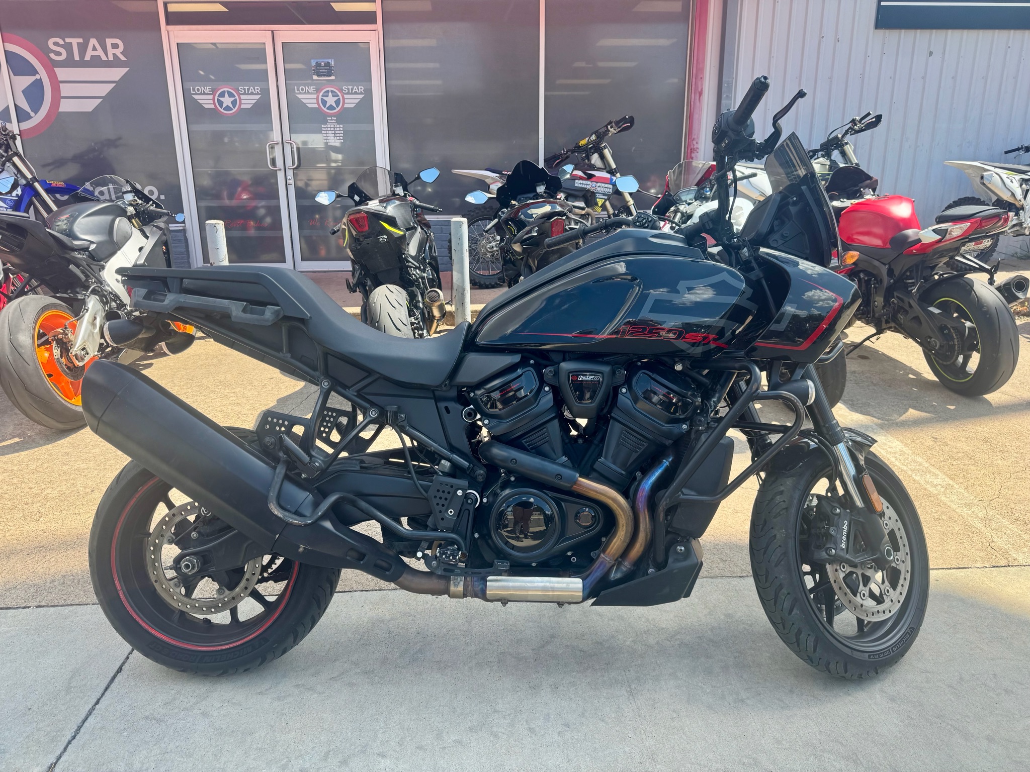 2025 Pan America® 1250 ST