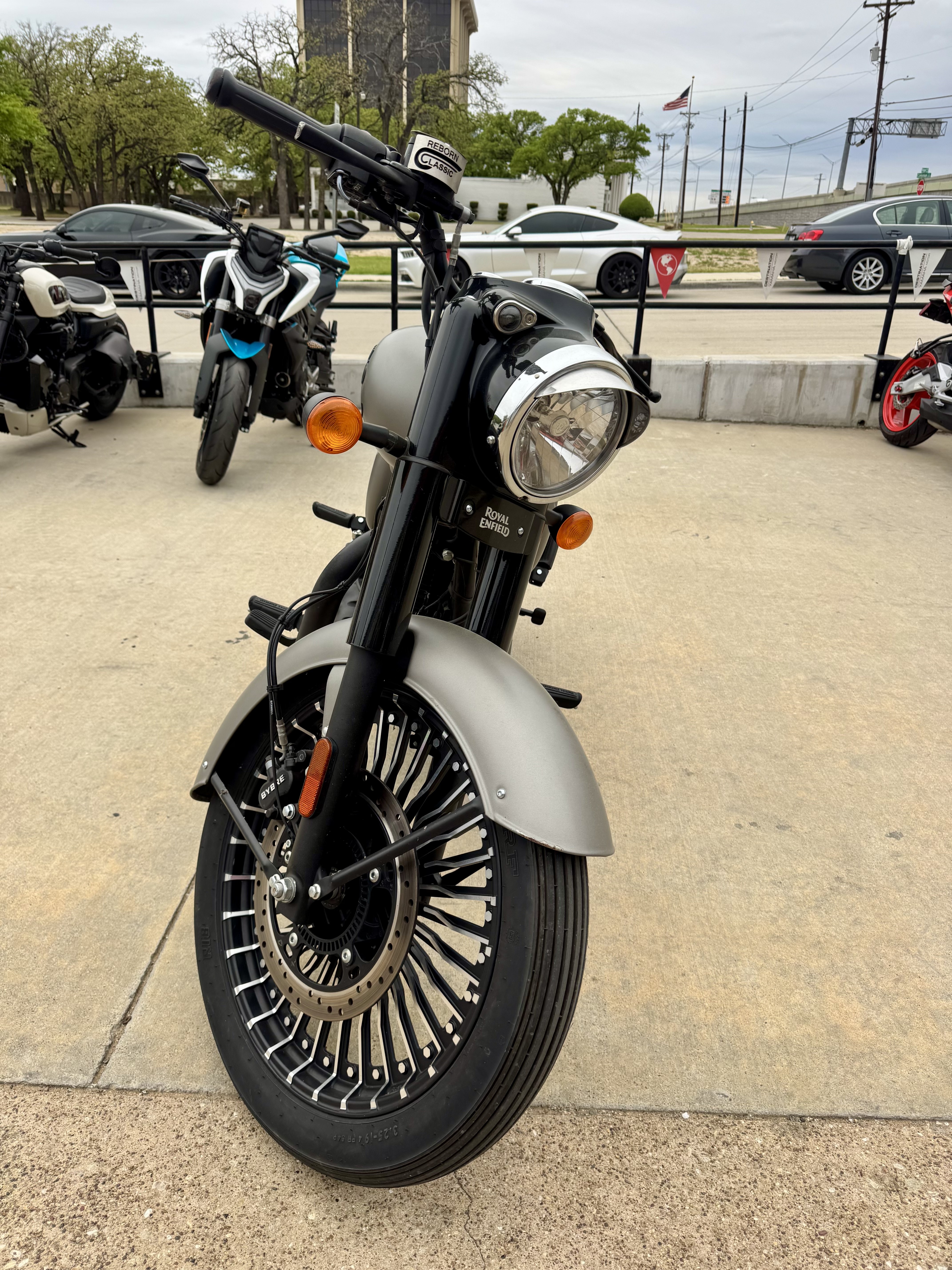 Used 2024 Royal Enfield Classic 350, Burleson TX | Specs, Price 
