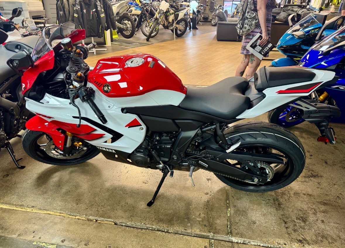 2026 Yamaha YZF-R7 3