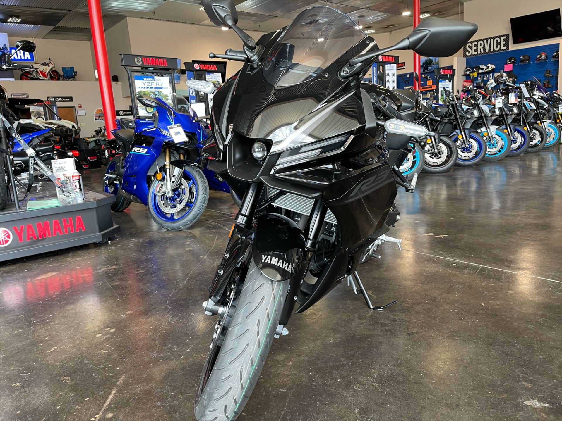 2026 Yamaha YZF-R3 4