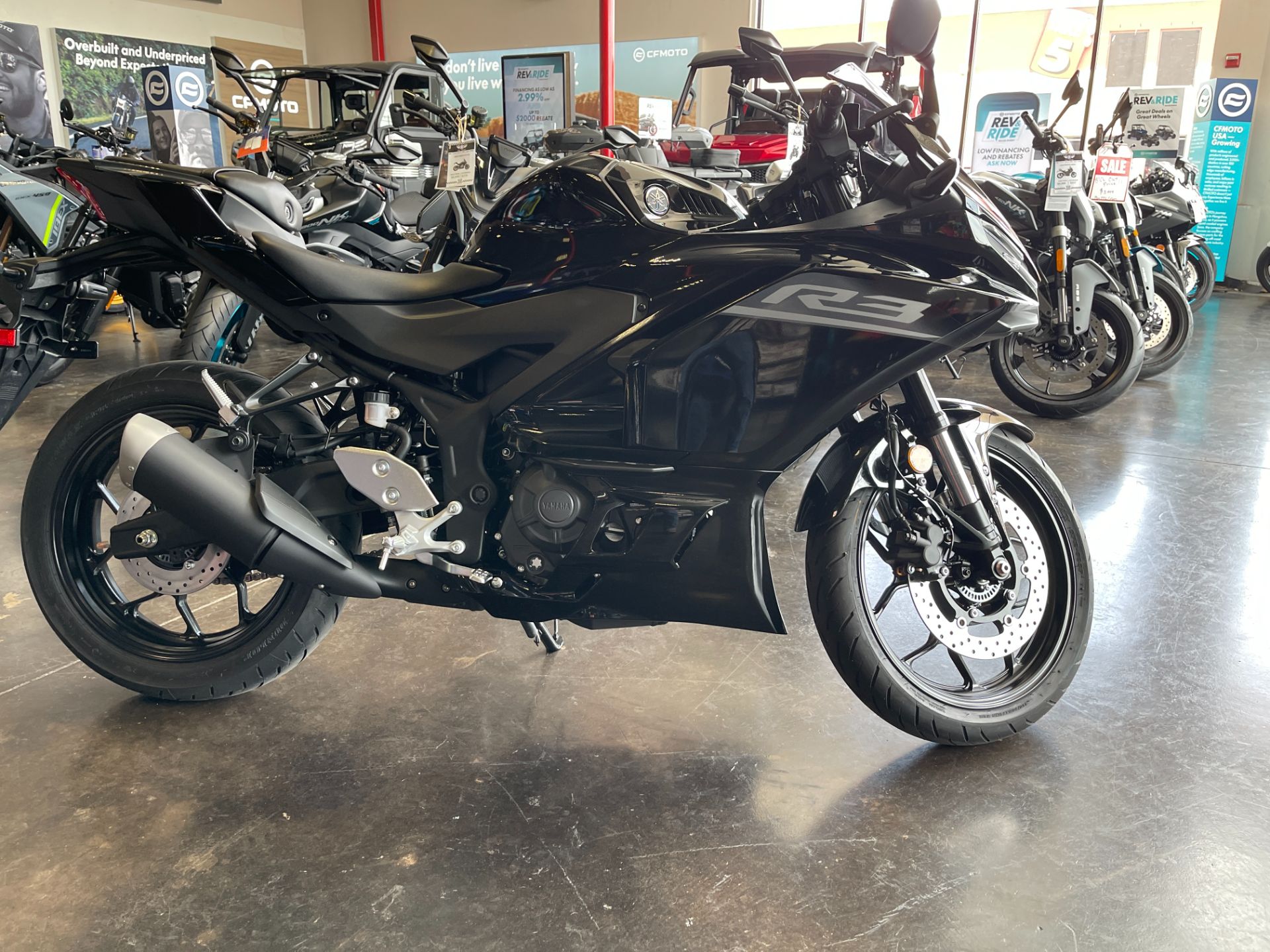 2026 Yamaha YZF-R3 5