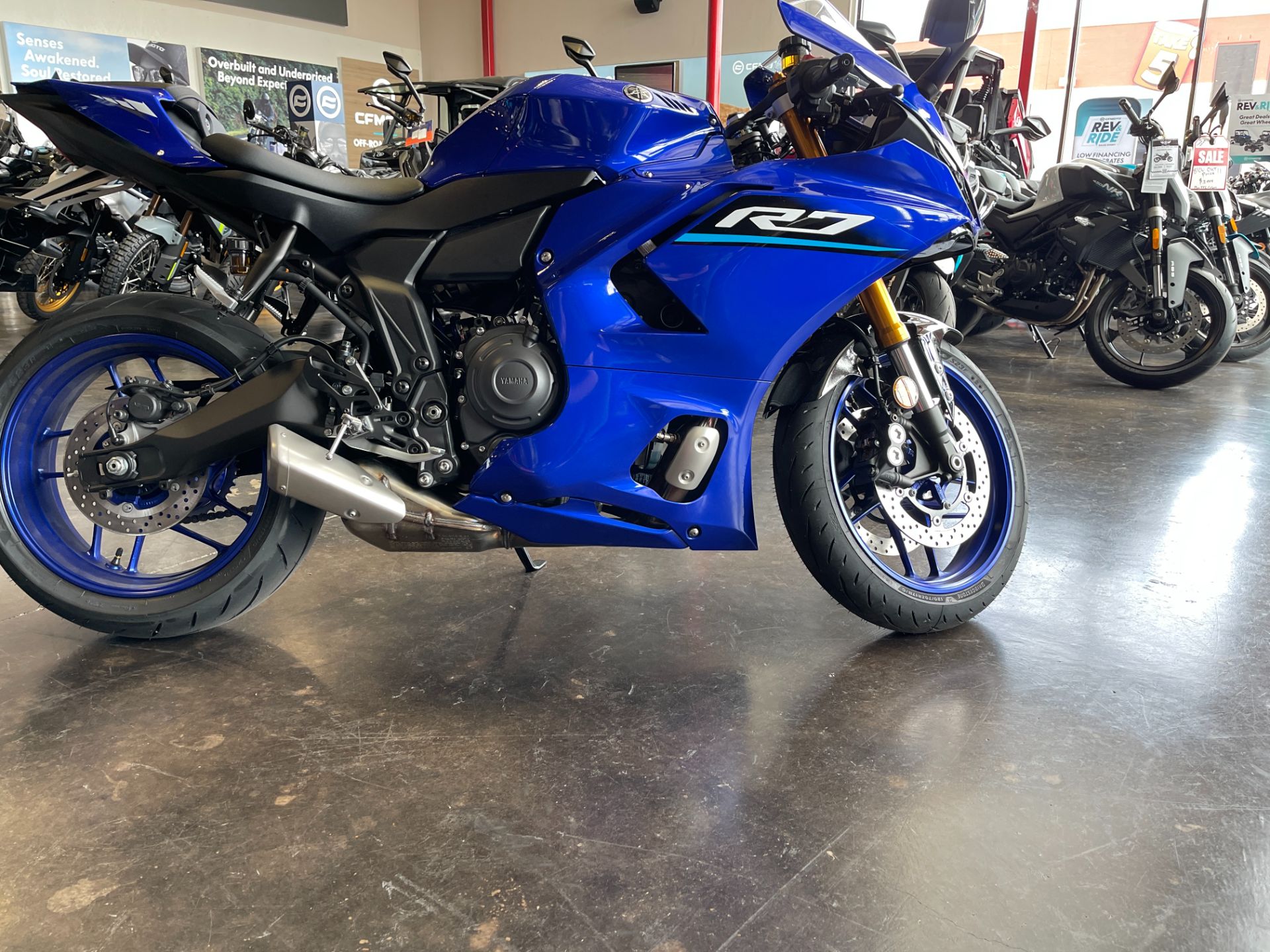 2026 Yamaha YZF-R7 5