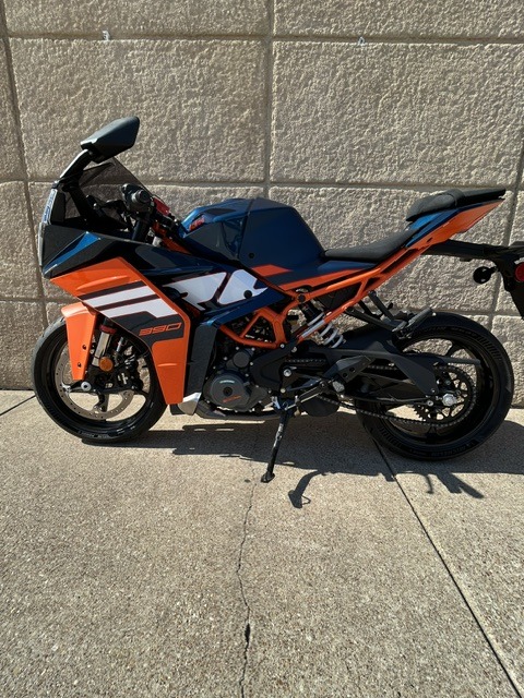 2024 KTM RC 390 2